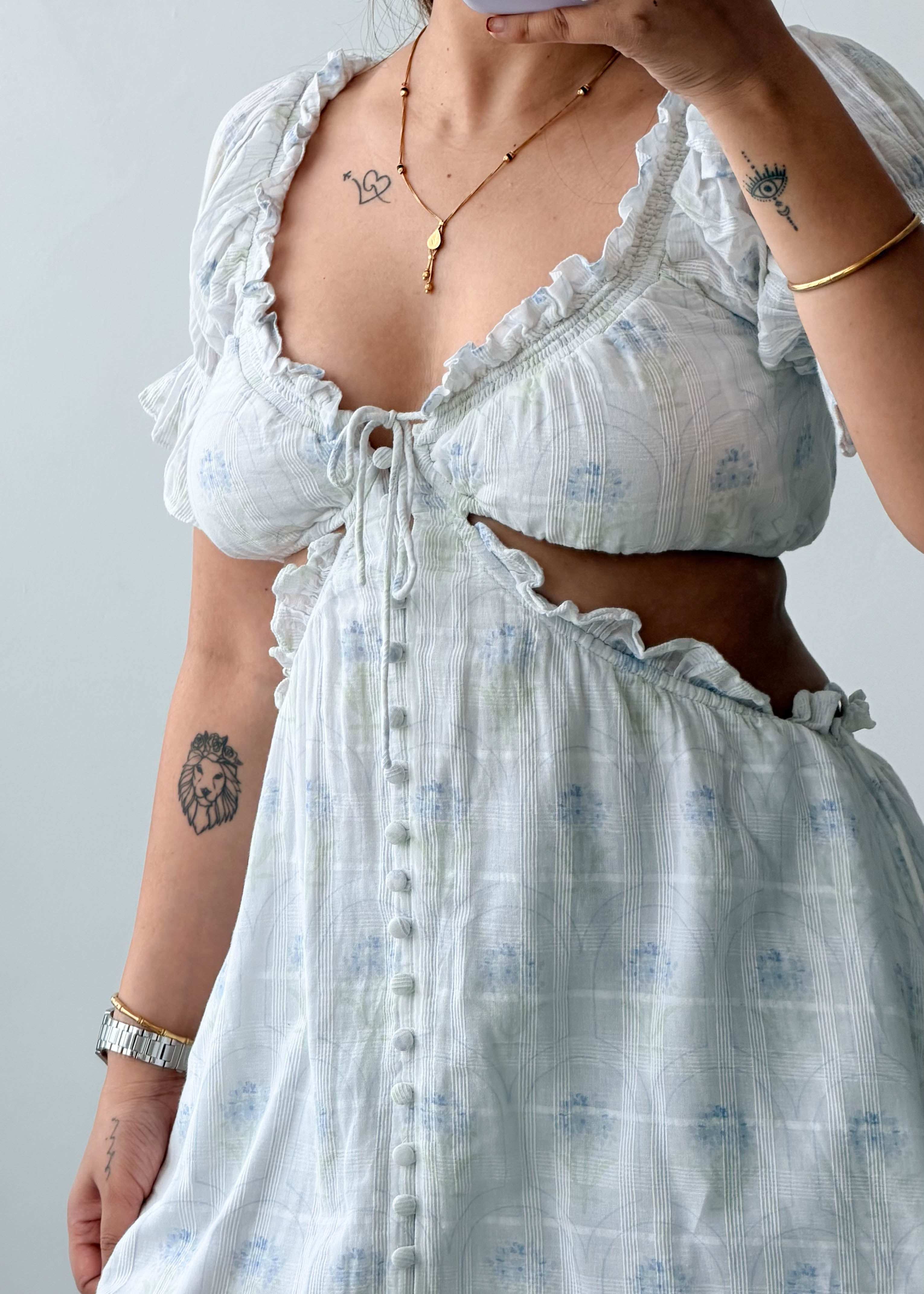 Size S-M White Textured Cut-Out Mini Dress