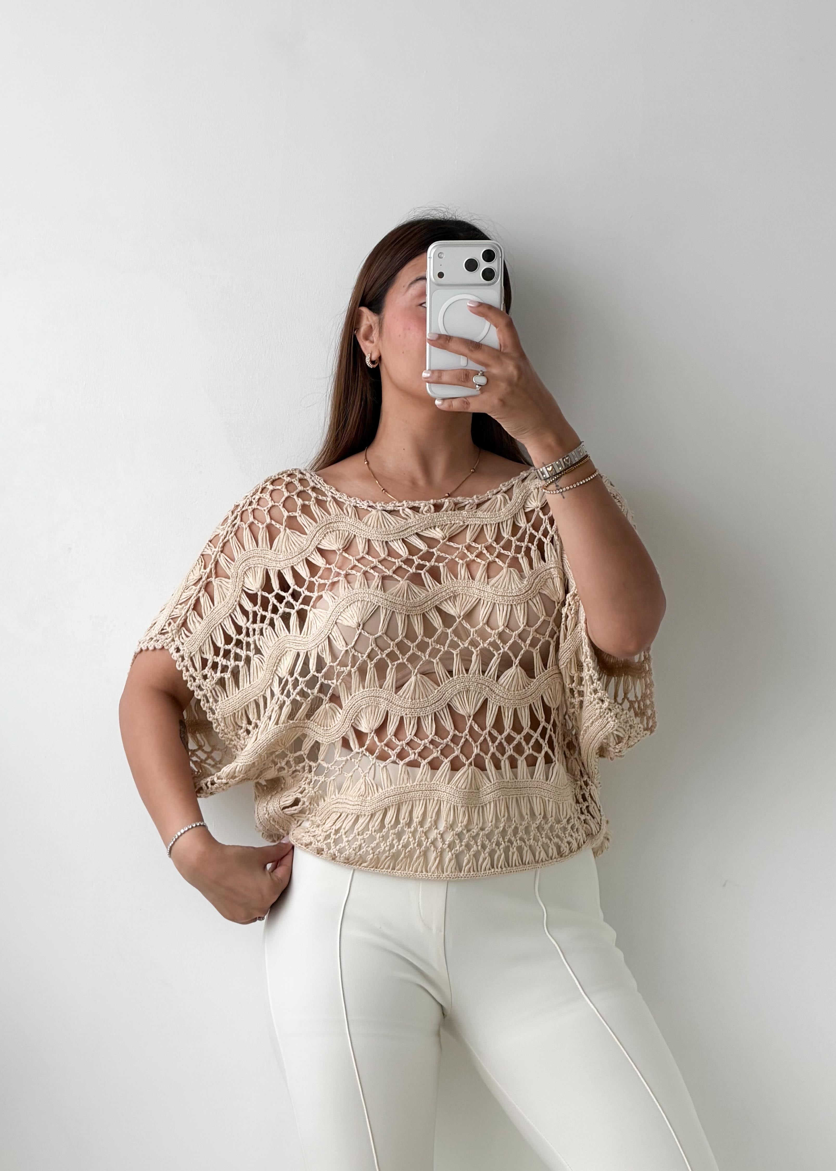 Size S-M Beige Open Knit Crochet Poncho Top