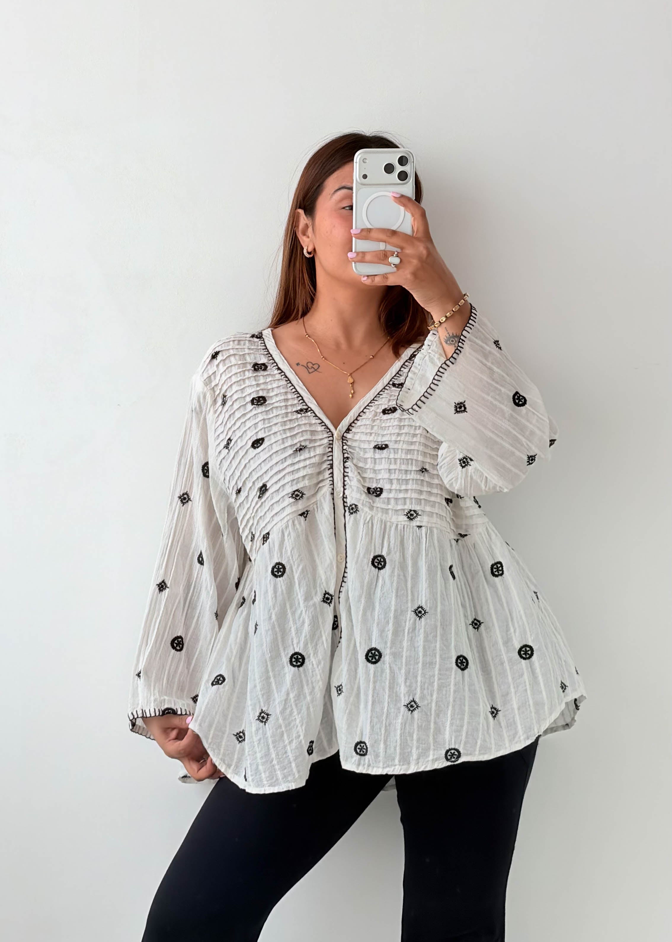 Size L-XL White Embroidered Boho Blouse