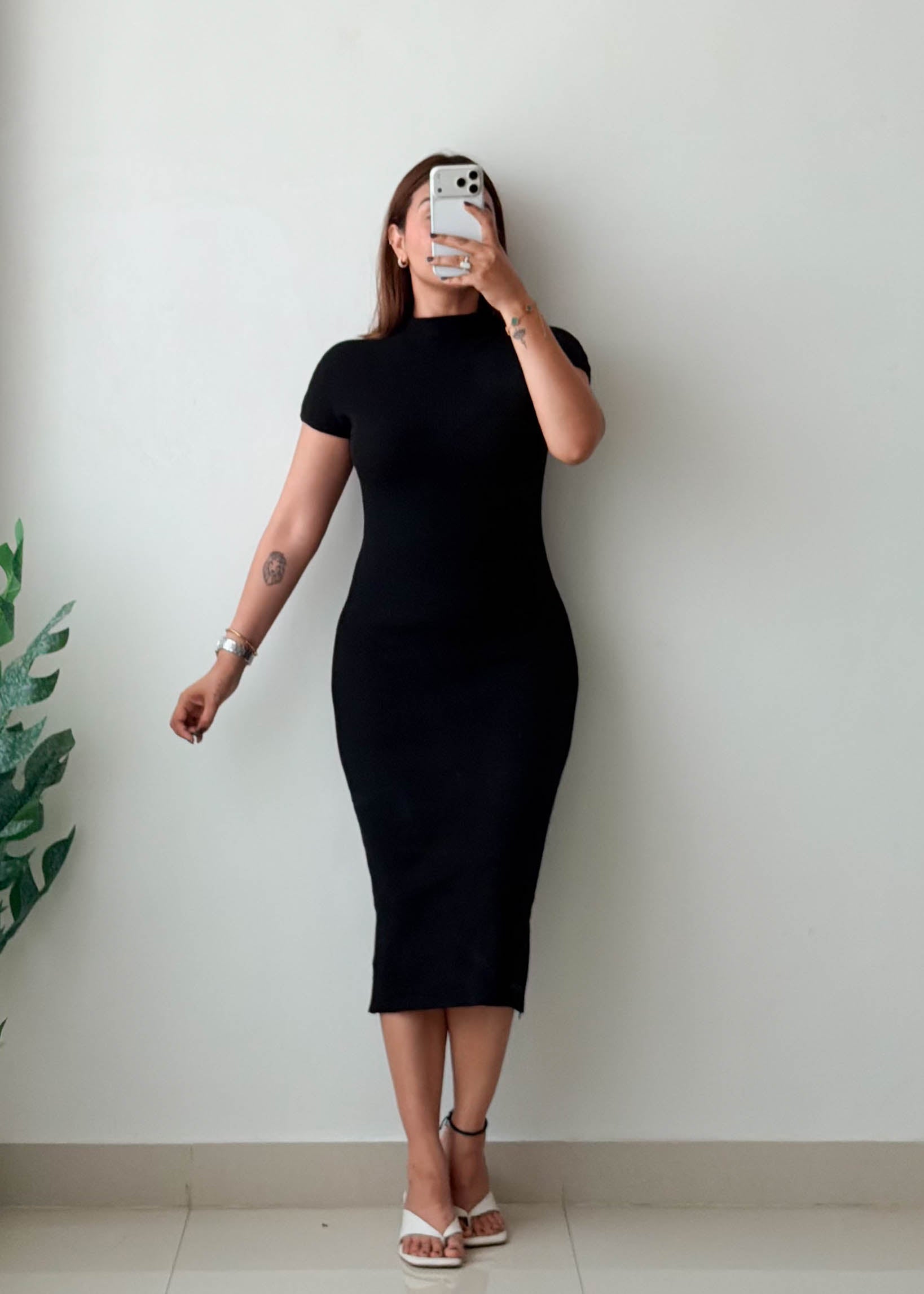 Size S-M Black High Neck Midi Dress
