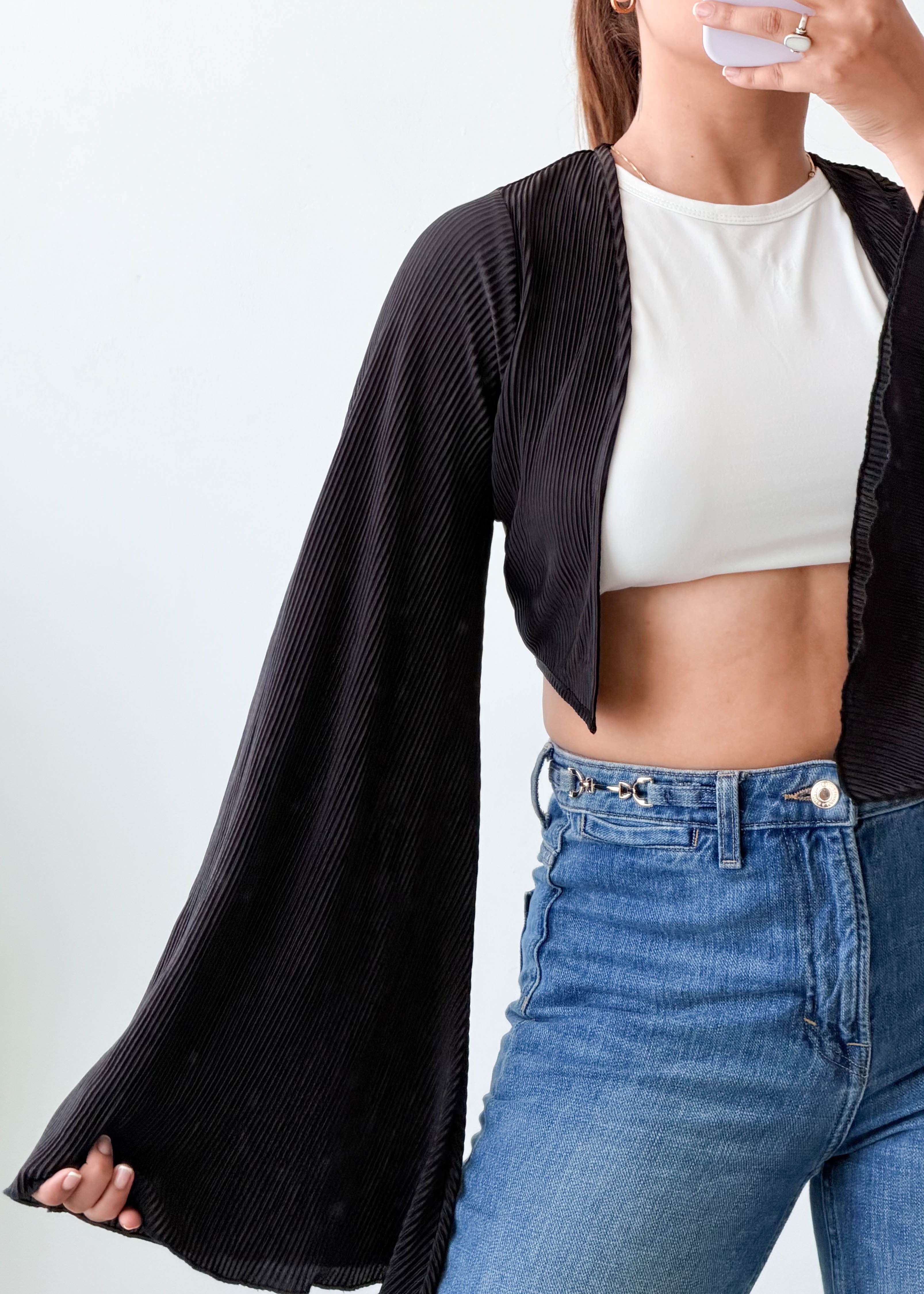 Size XS-M Black Ribbed Shrug