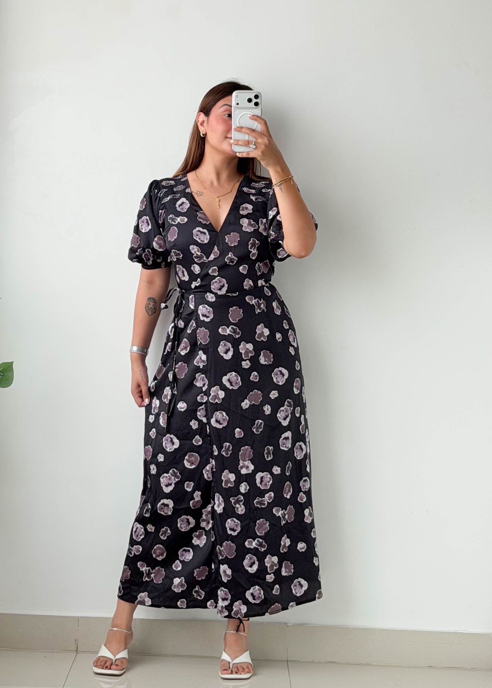 Size S-M Black Floral Printed Midi Dress