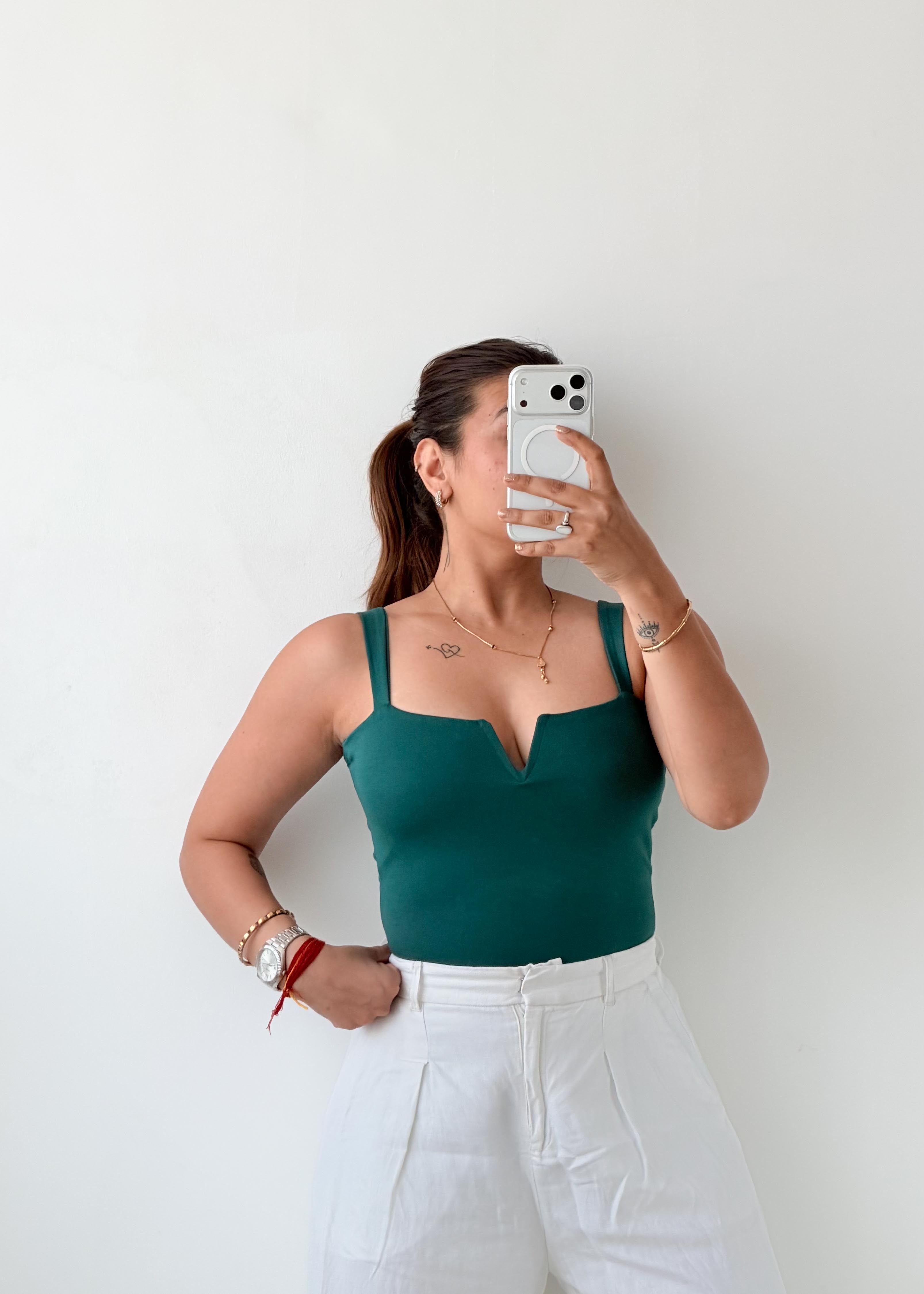 Size XS-S Emerald V-Notch Bodysuit