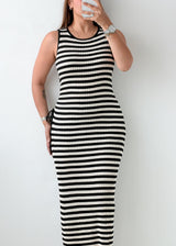 Size M-L Black & Cream Striped Ribbed Knit Maxi Dress