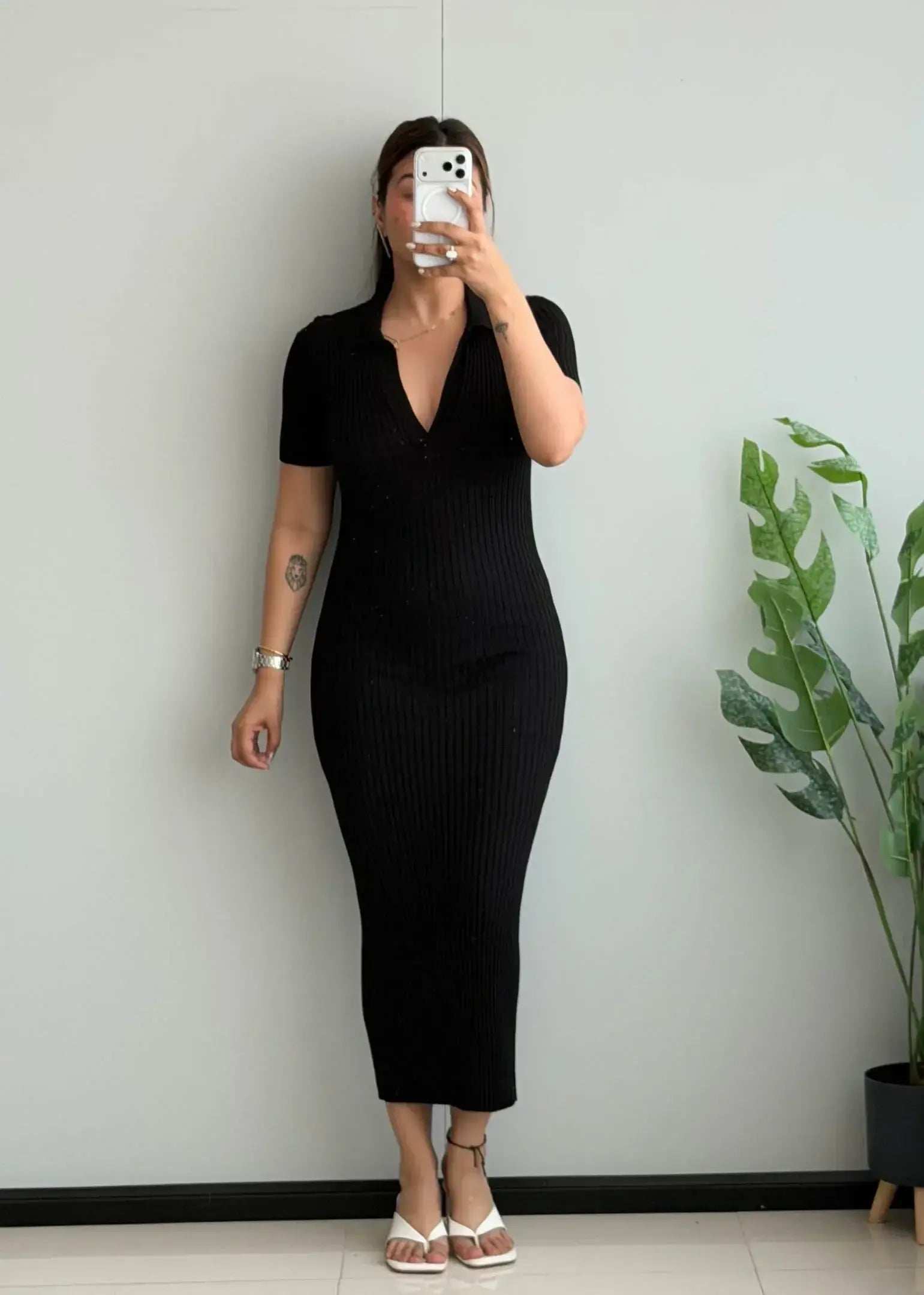 SIZE S-M, Black Ribbed V-Neck Midi Dress - Closet by Payal