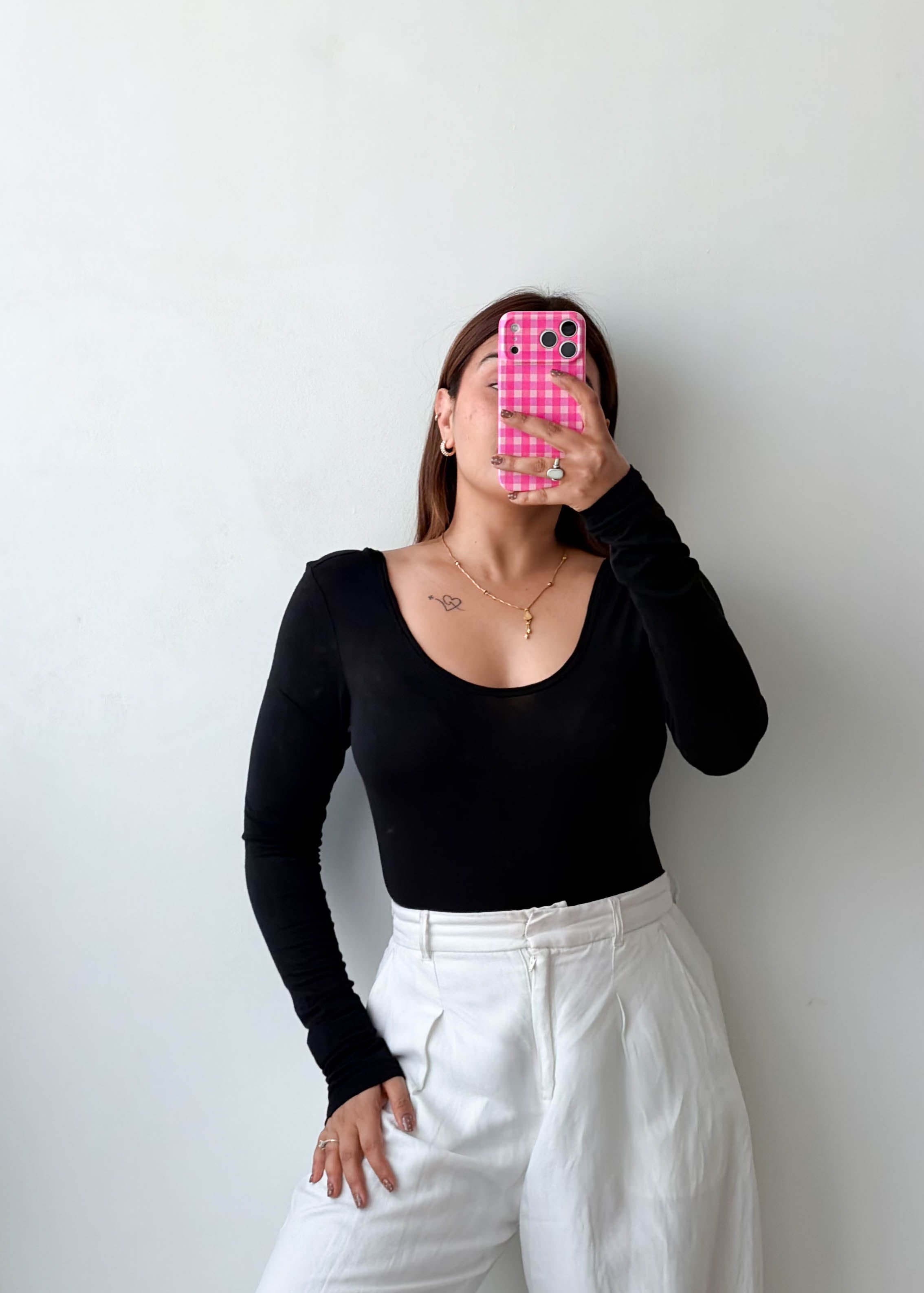 Size M-L Black Scoop Neck Bodysuit