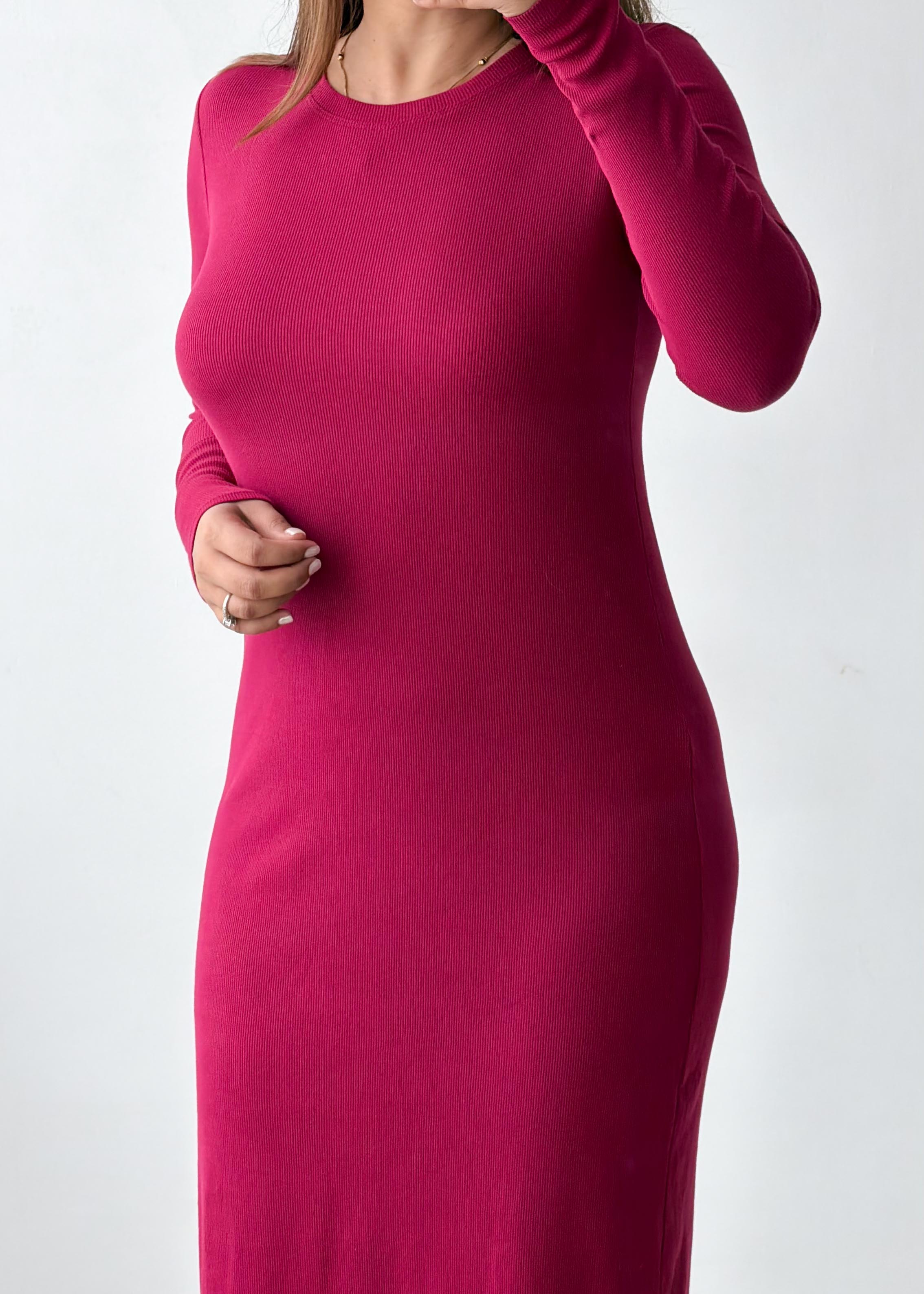 Size M-L Wine Ribbed Knit Maxi Dress