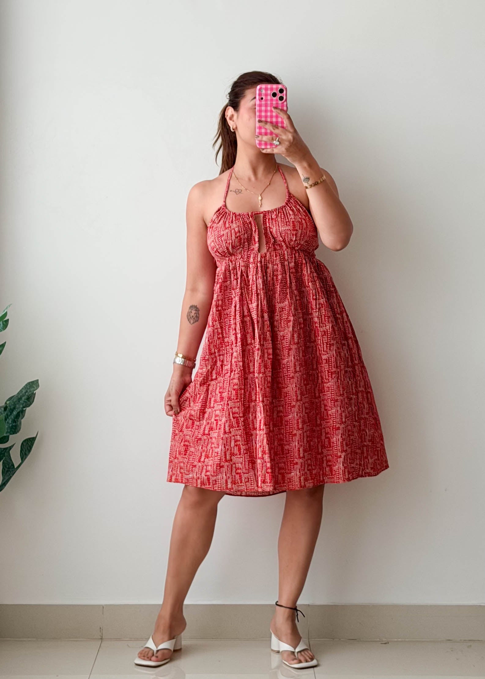 Size M Coral Printed Halter Mini Dress