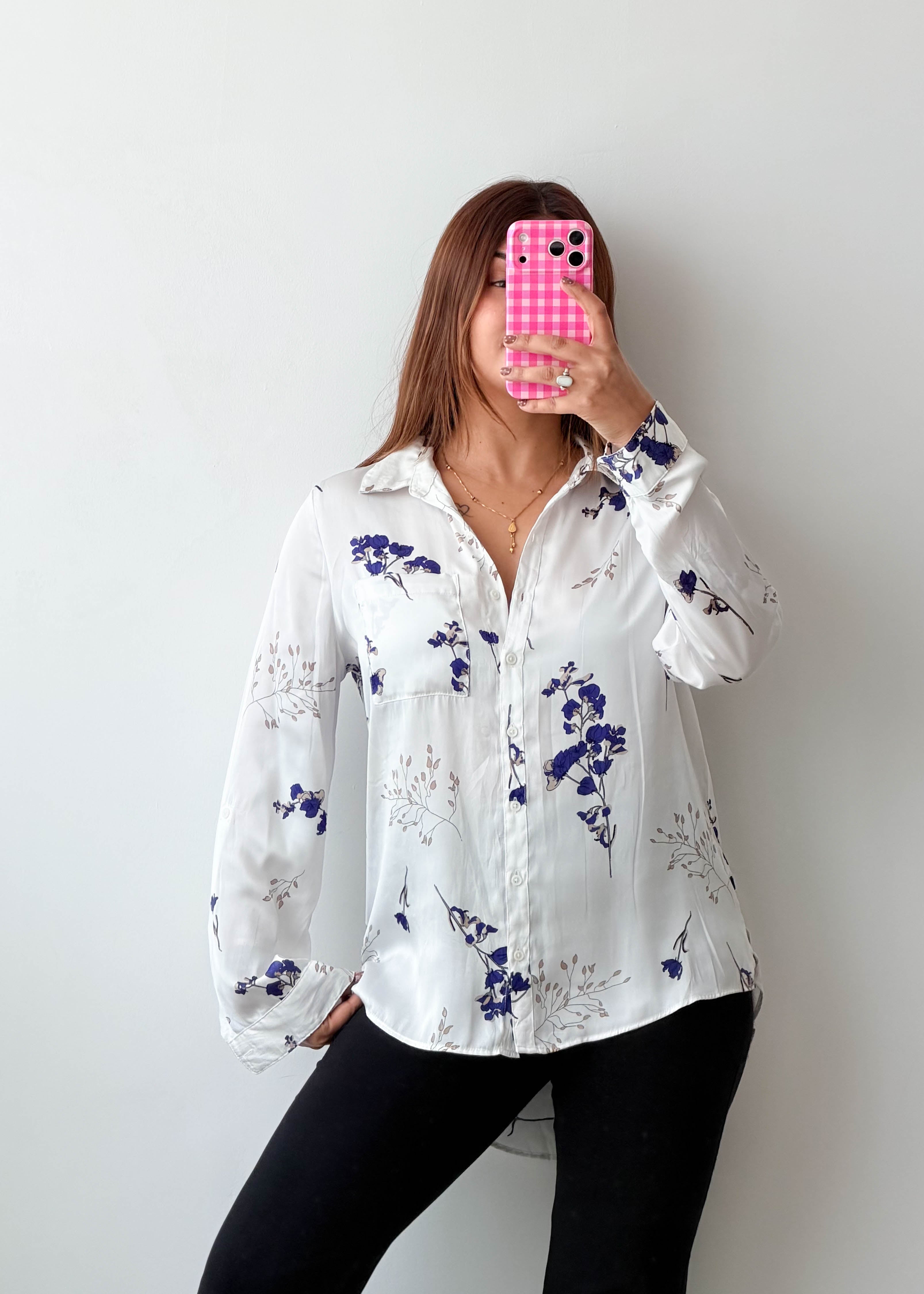Size S-M White Blue Floral Shirt Top
