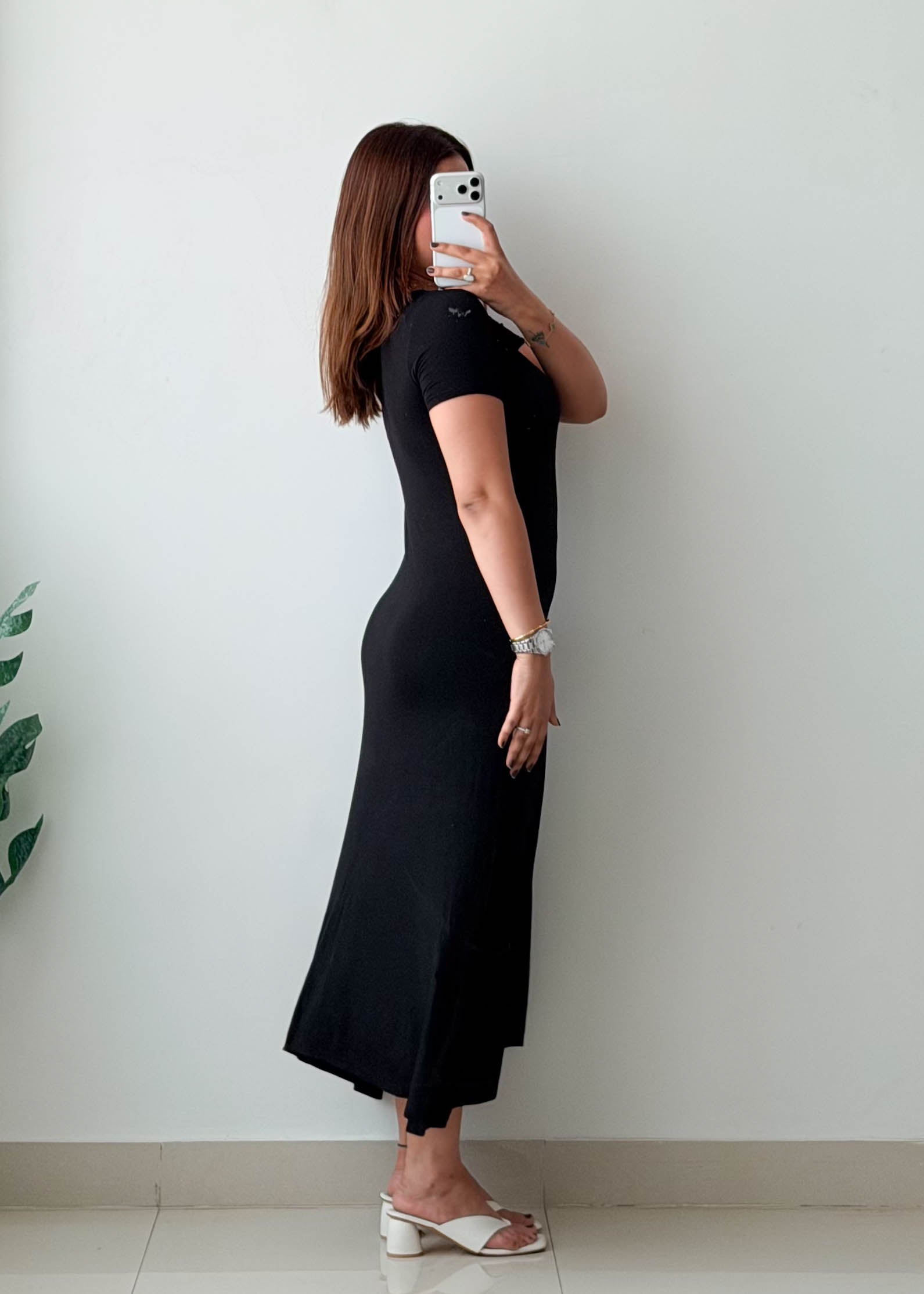 Size S-M Black V-Neck Flared Maxi Dress
