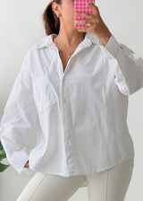 Size M-L White Oversized Pocket Shirt