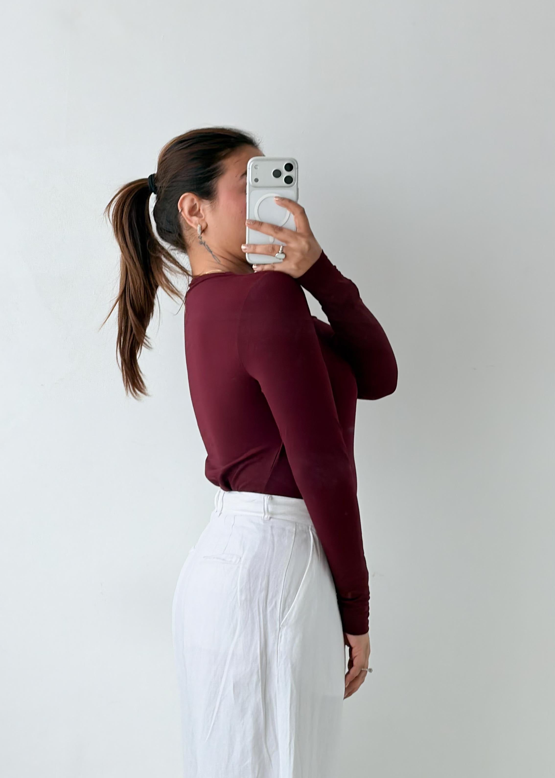 Size M-L Burgundy Square Neck Top