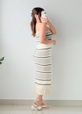 Size M-L Cream & Black Striped Ribbed Knit Midi Dress