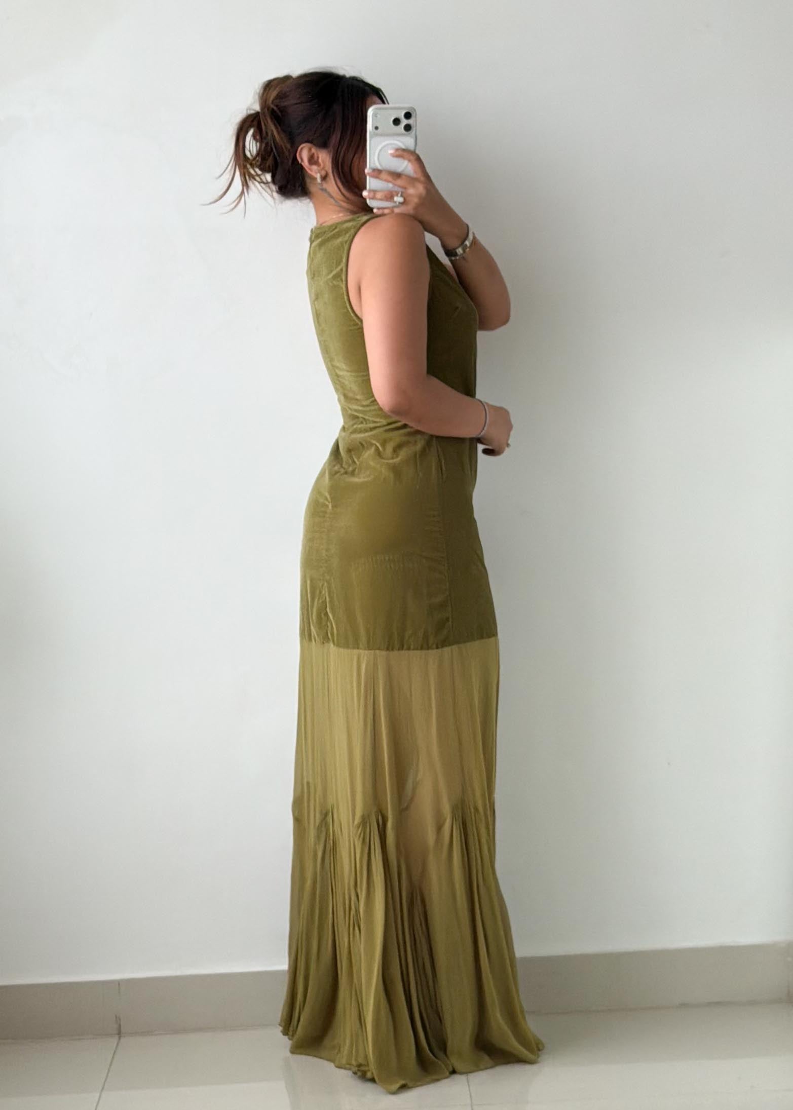 Size M Olive Green Ruched Maxi Dress