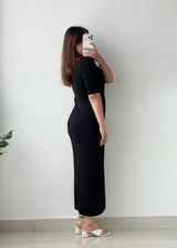 Size L-XL Black Ribbed Knit Maxi Dress