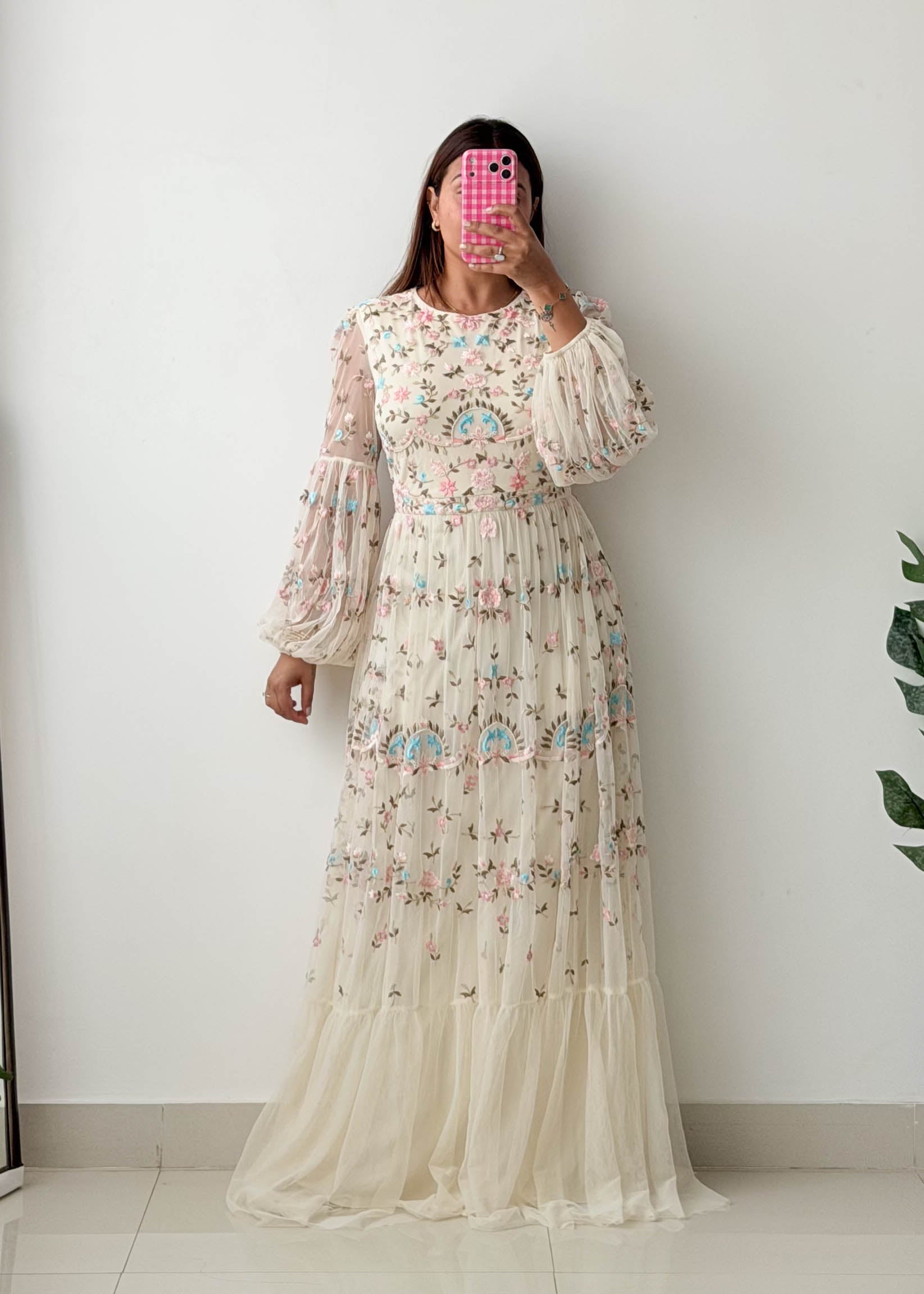 Size L Floral Embroidered Maxi Dress