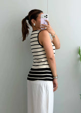 Size M-L, Black & White Striped Sleeveless Top - Closet by Payal