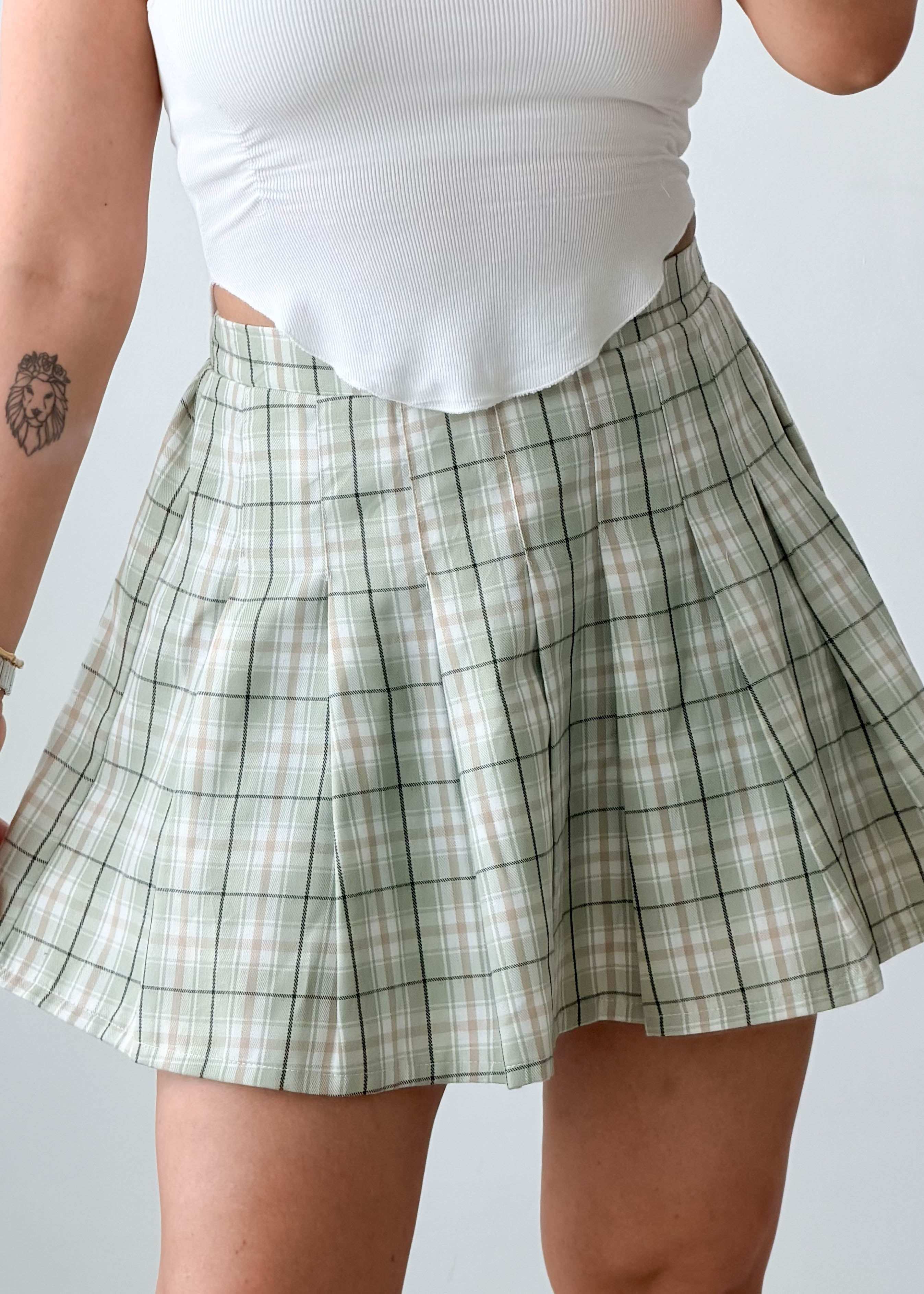 Waist 28-29 Green Checked Pleated Skirt