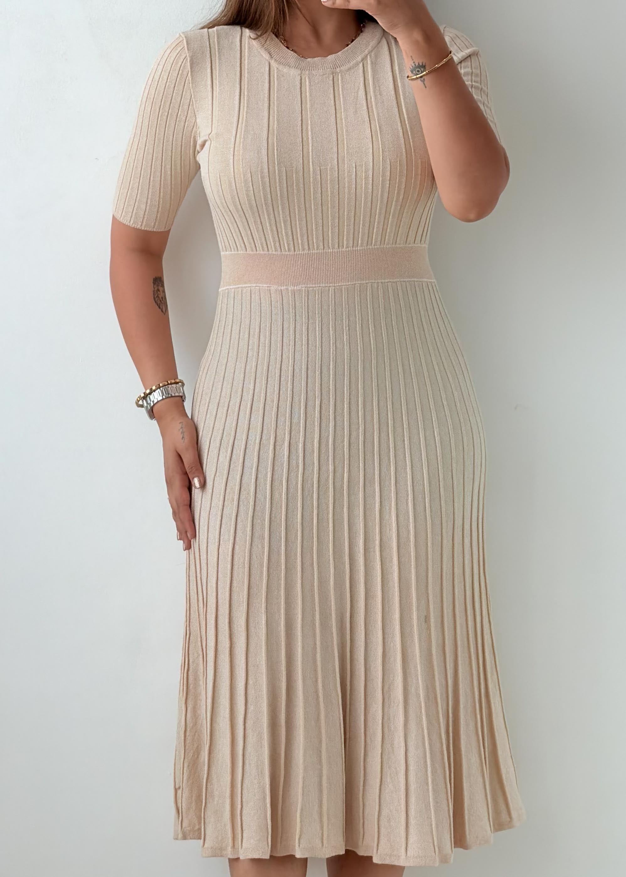 Size XS-S Cream Pleated Knit Midi Dress
