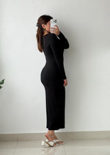 Size S-M Black Ribbed Knit Maxi Dress