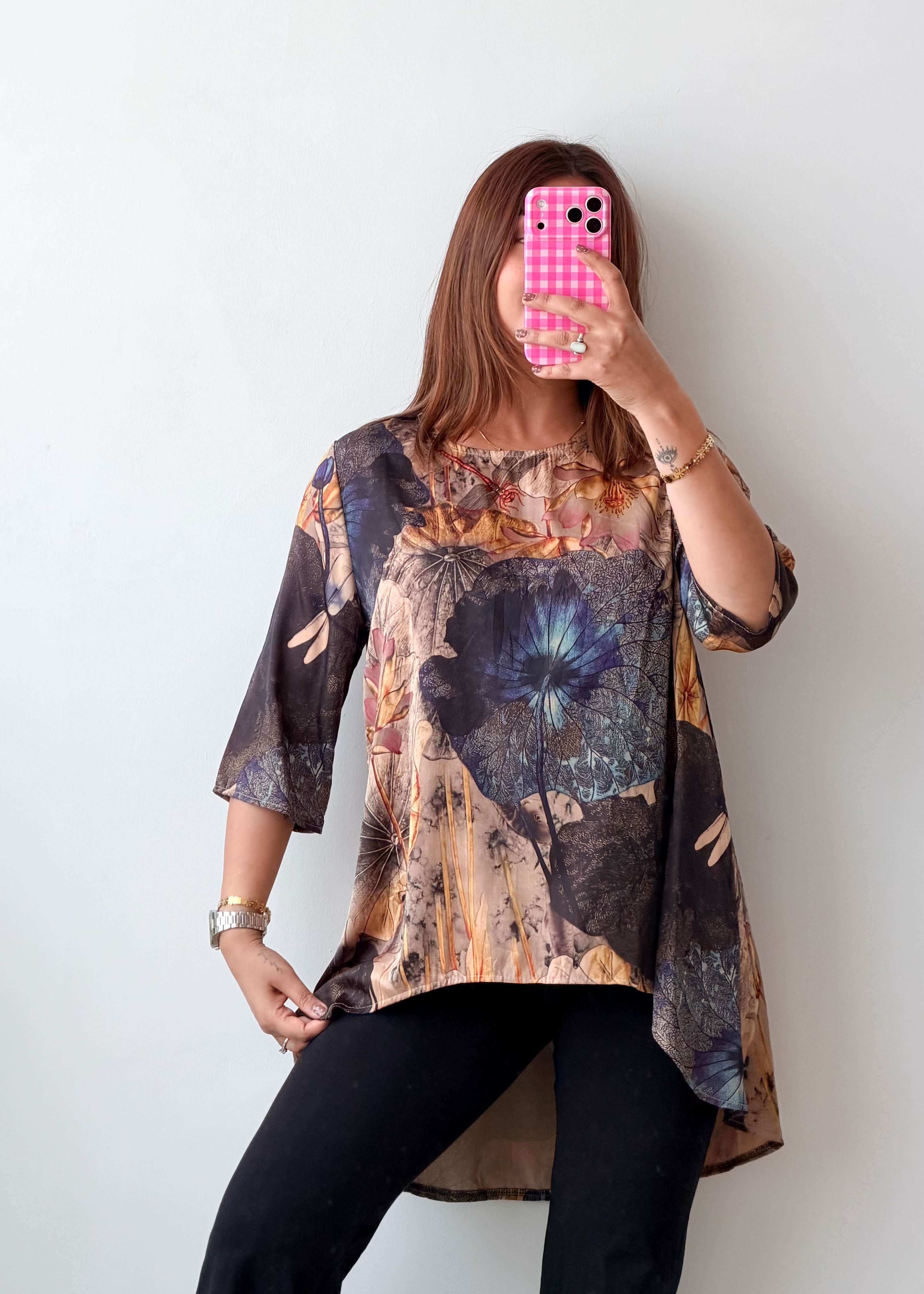 Size L-XL Brown Abstract High-Low Tunic Top