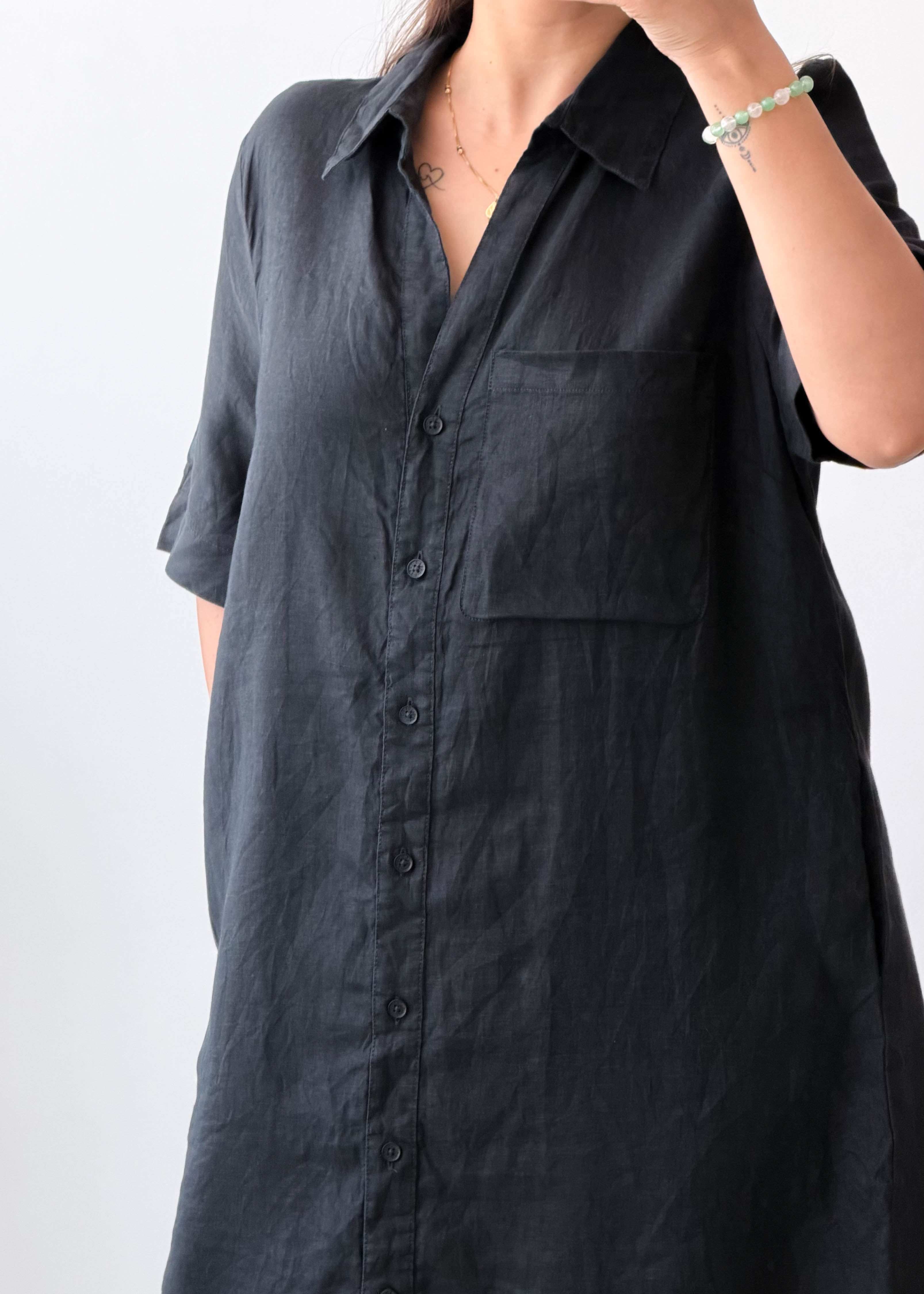 M-L Black Shirt Dress with Pockets