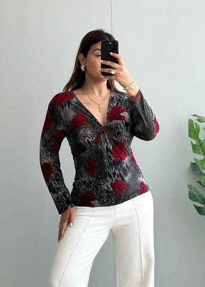 Size M-L, Red Rose Print Twist Front Top for Women - Closet by Payal
