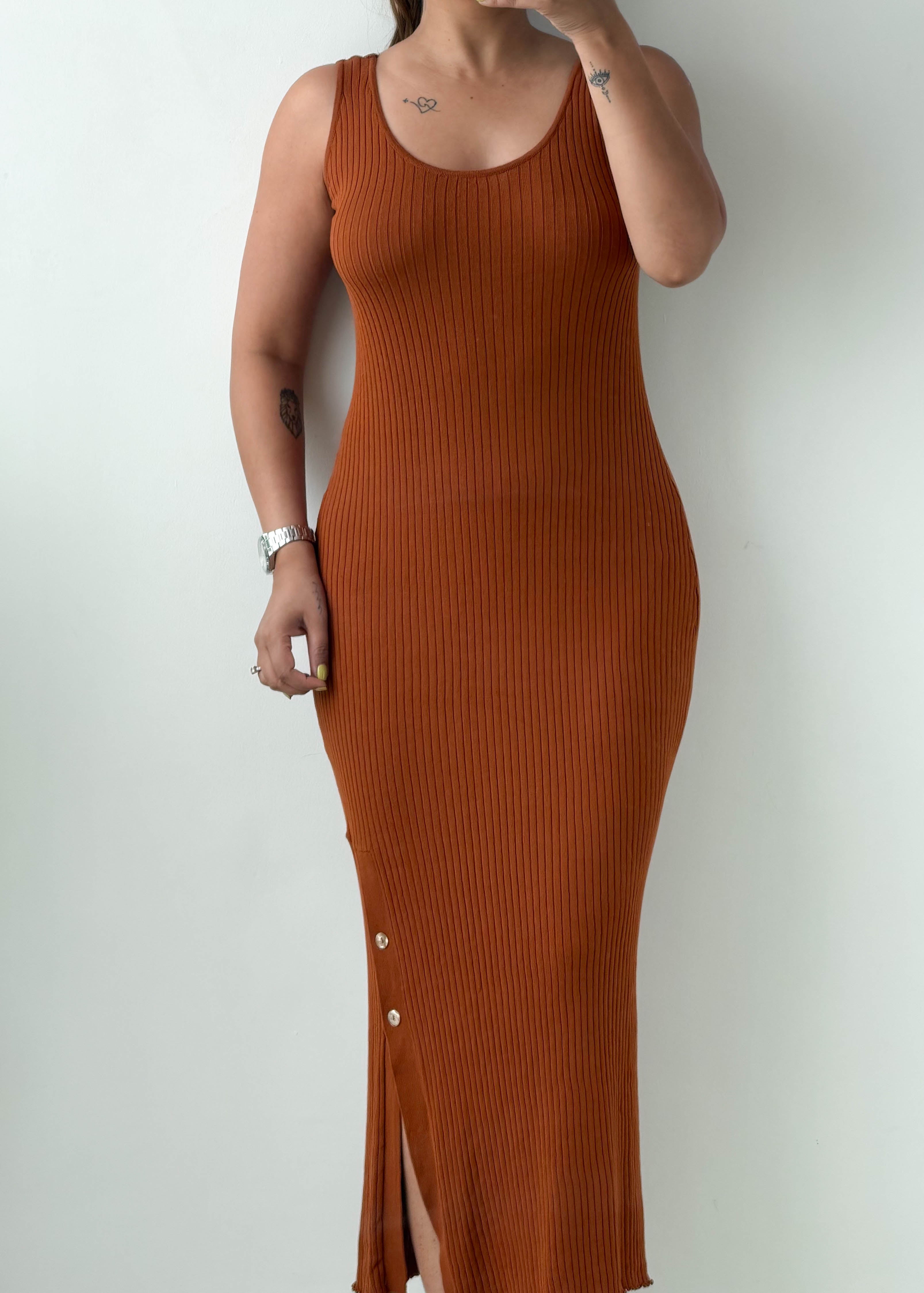 Size S-M Rust Ribbed Maxi Dress