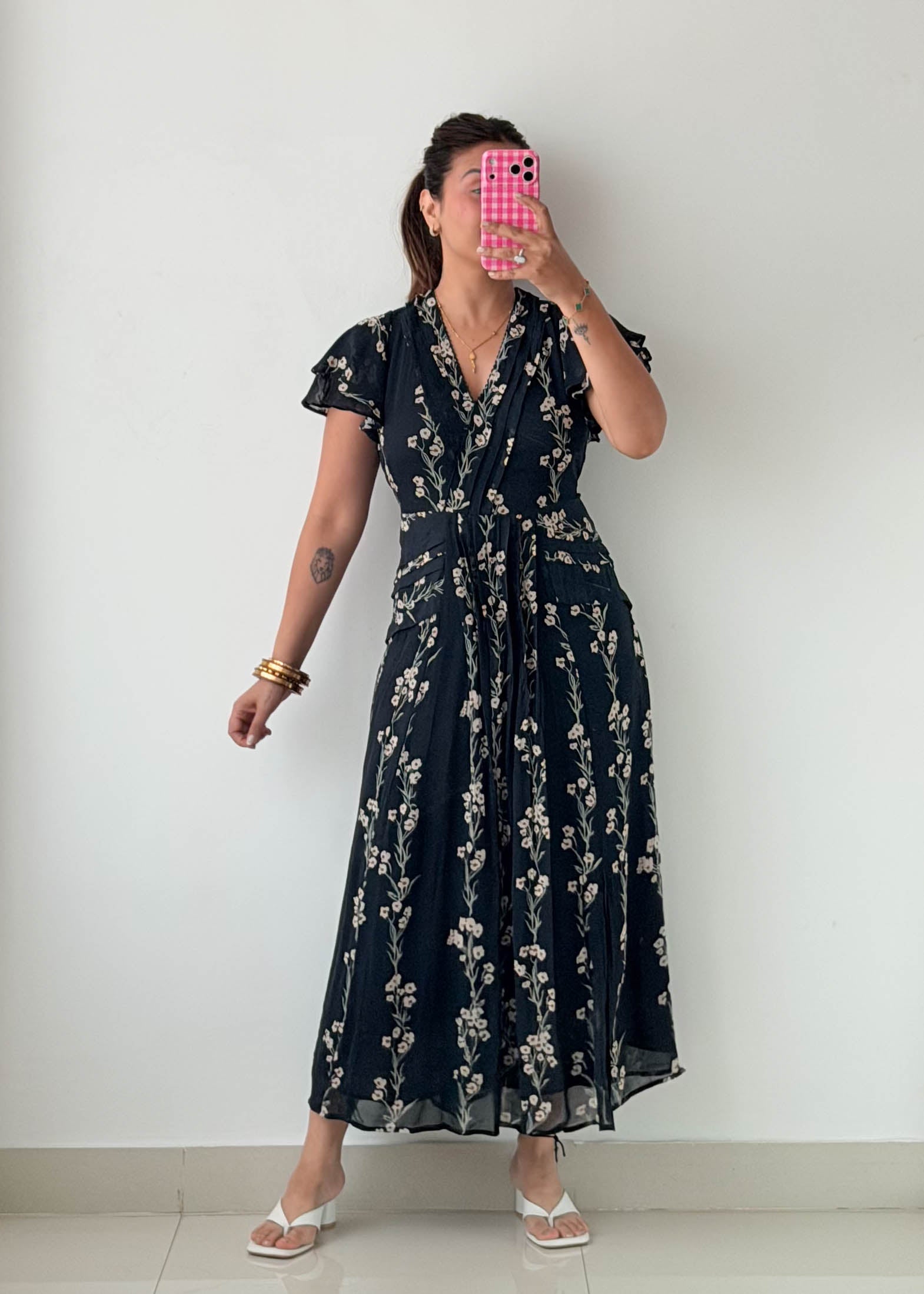 Size M & XL Black Floral Midi Dress