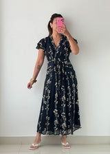 Size M & XL Black Floral Midi Dress