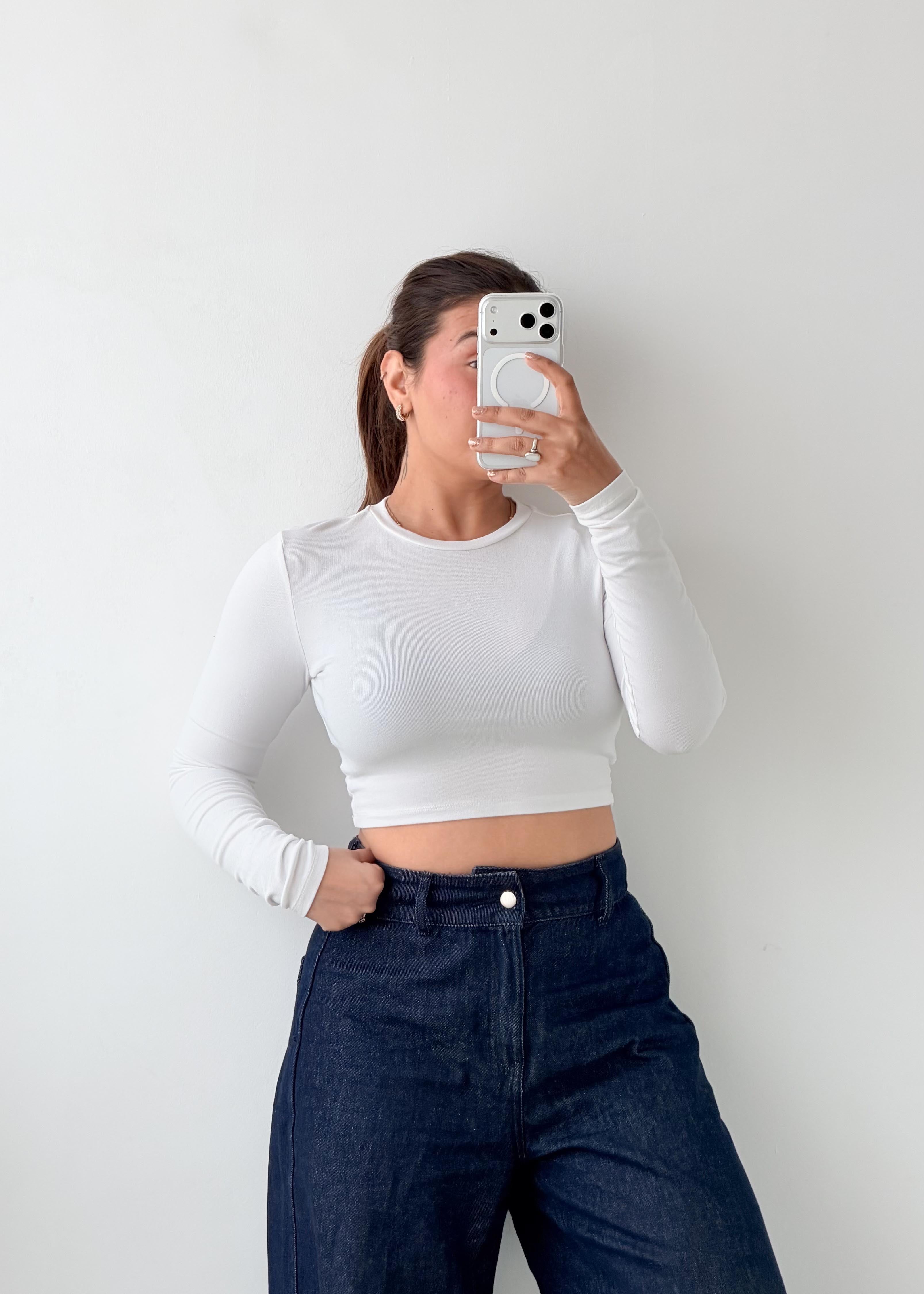 Size S-M White Long Sleeve Crop Top