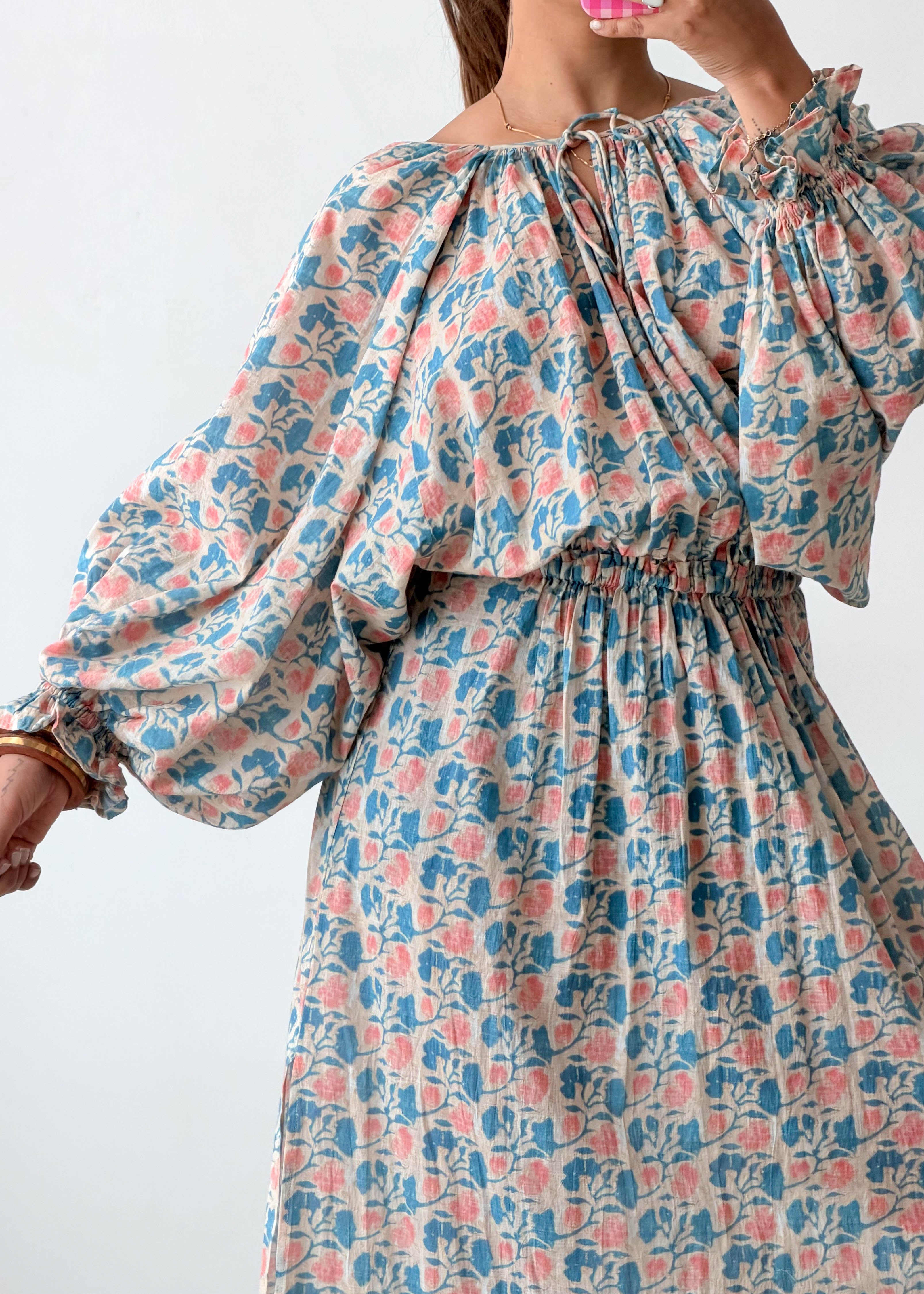 Size M-L Blue Floral Open Back Maxi Dress