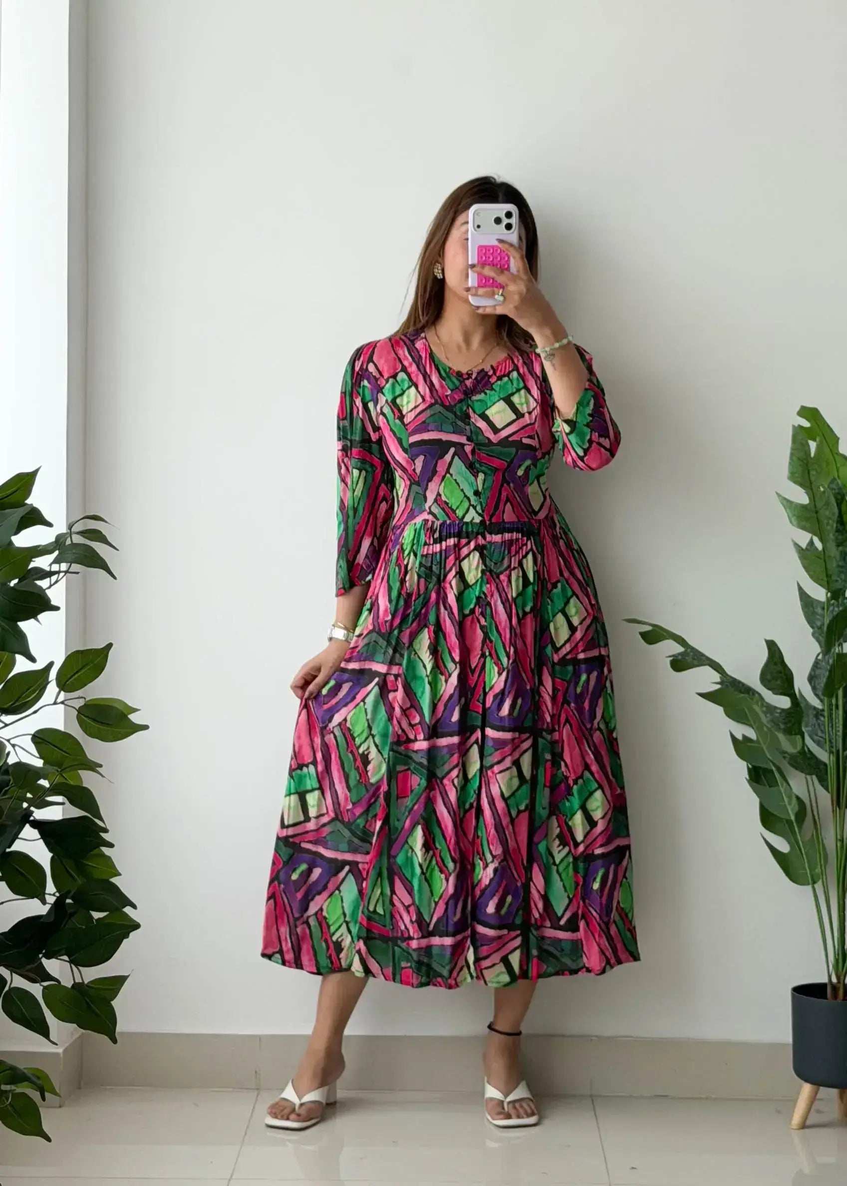 Size M, Abstract Print Fit & Flare Midi Dress