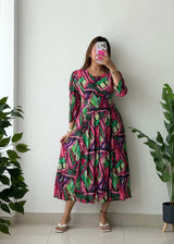 Size M, Abstract Print Fit & Flare Midi Dress