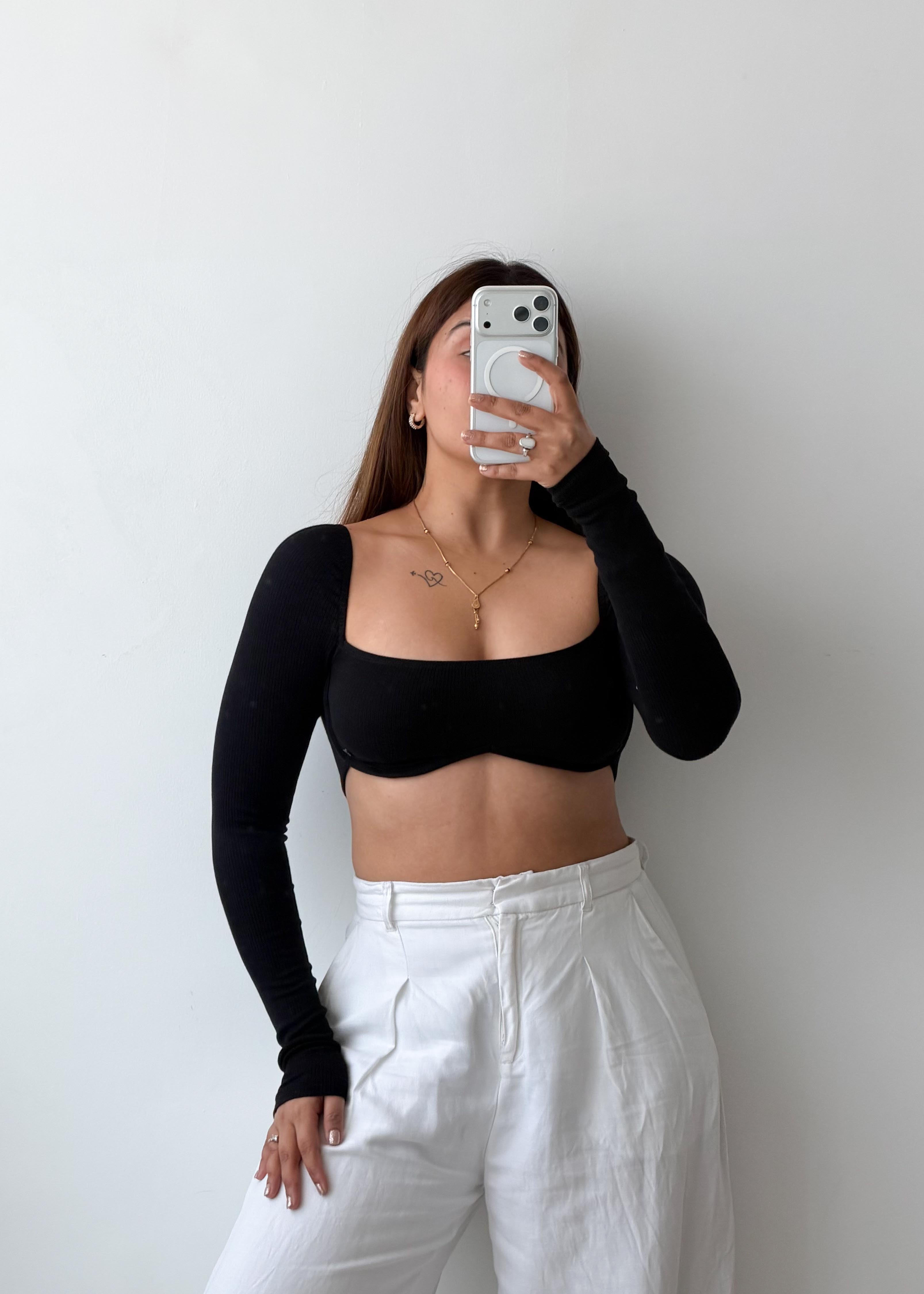 Size XS-S Black Cut-Out Long Sleeve Top