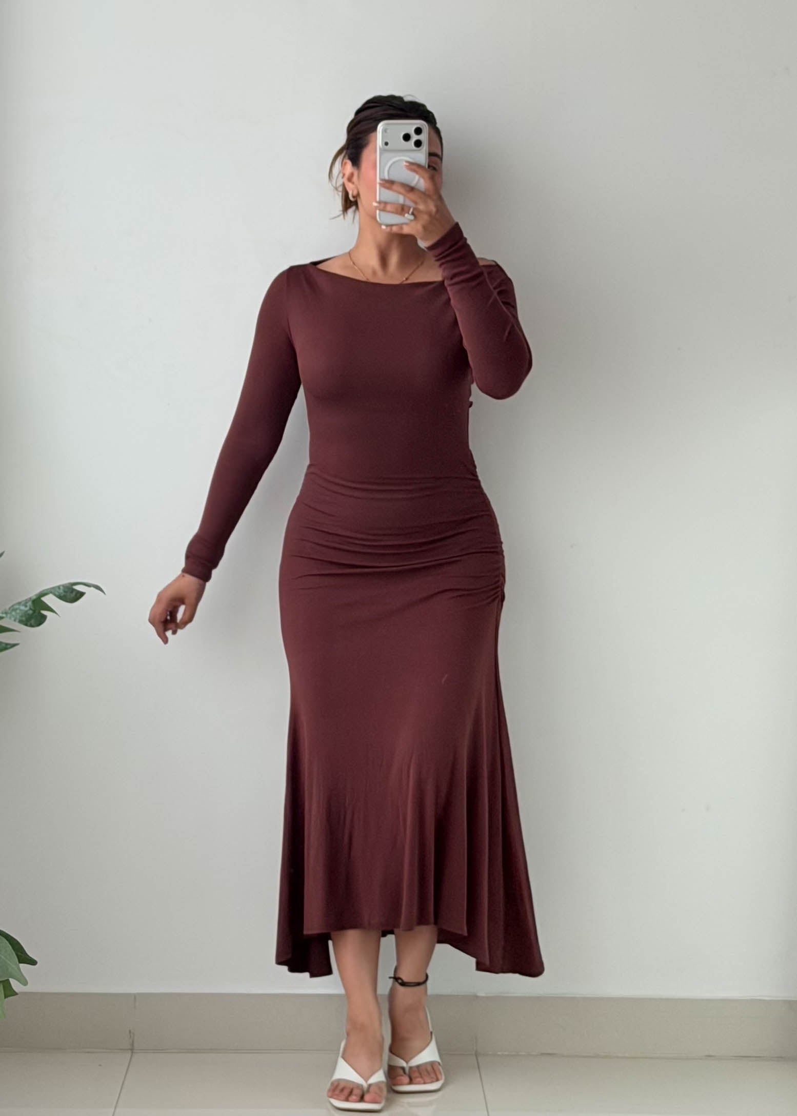 Size XS-M Brown Off-Shoulder Ruched Midi Dress