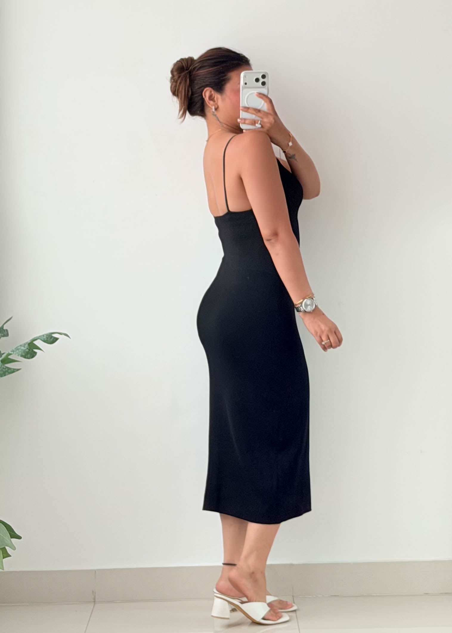Size M-L Black Ribbed Bodycon Midi Dress