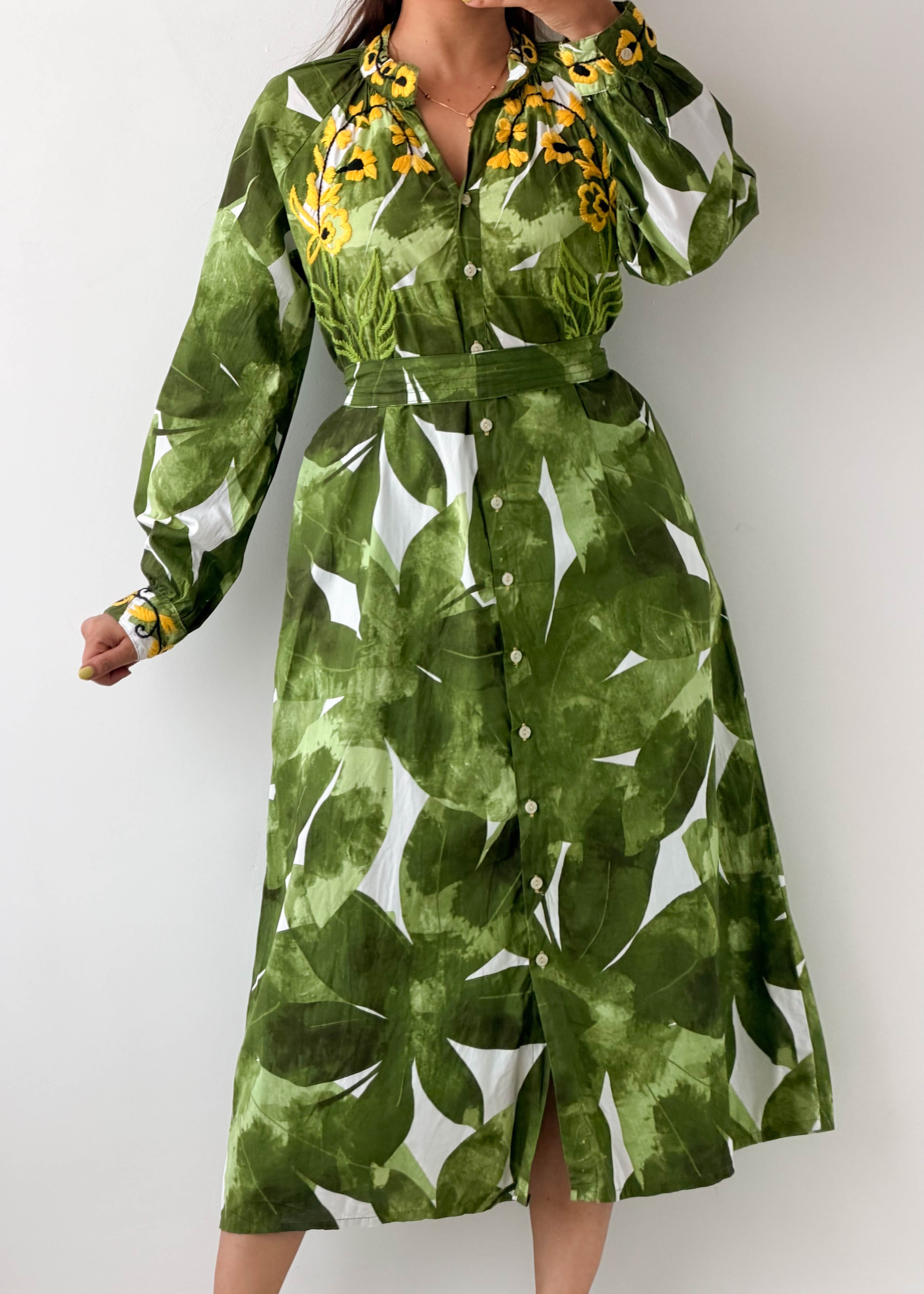 Size M-L Green Tropical Belted Shirt Dress