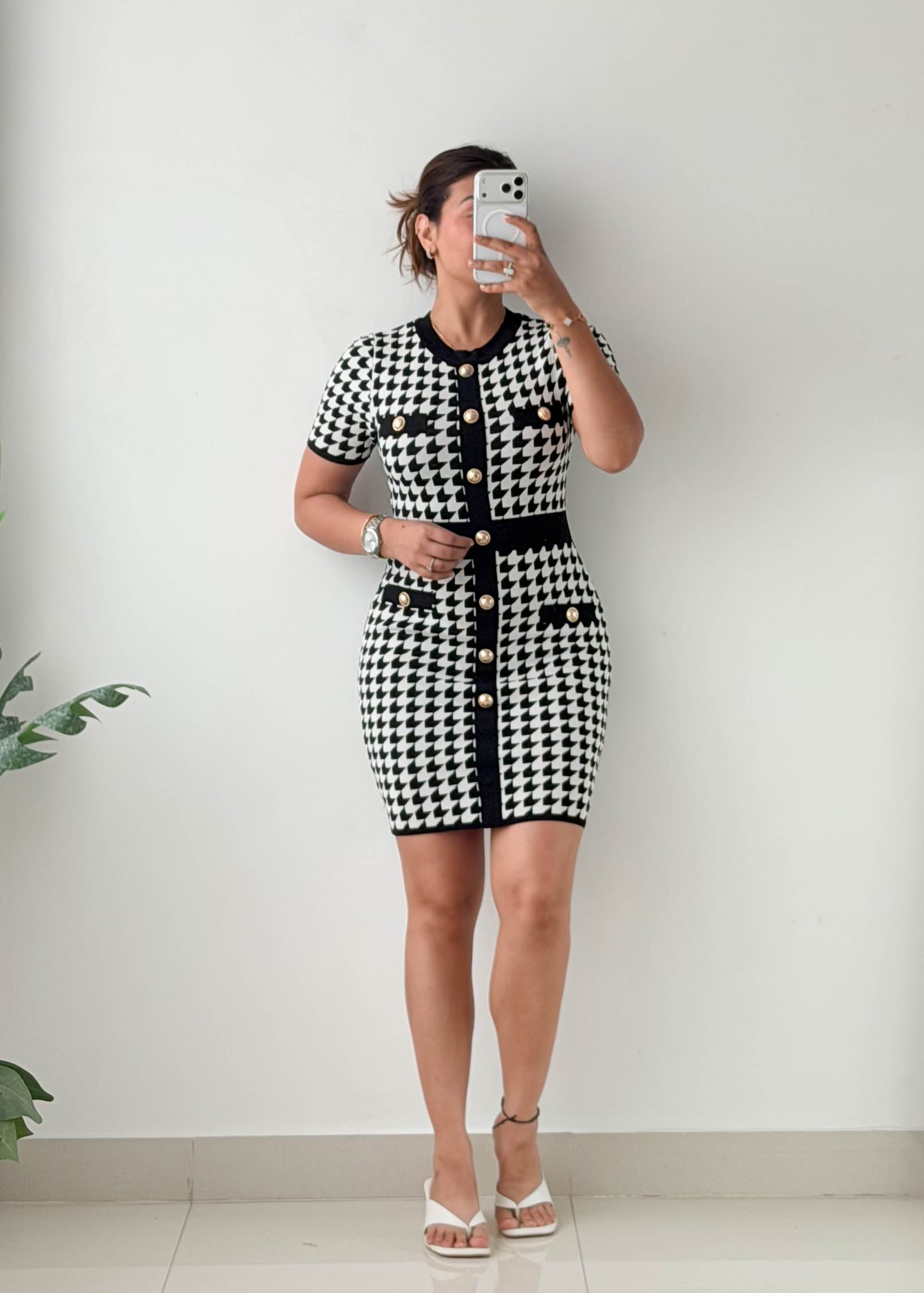 Size S-M Black & White Houndstooth Knit Mini Dress