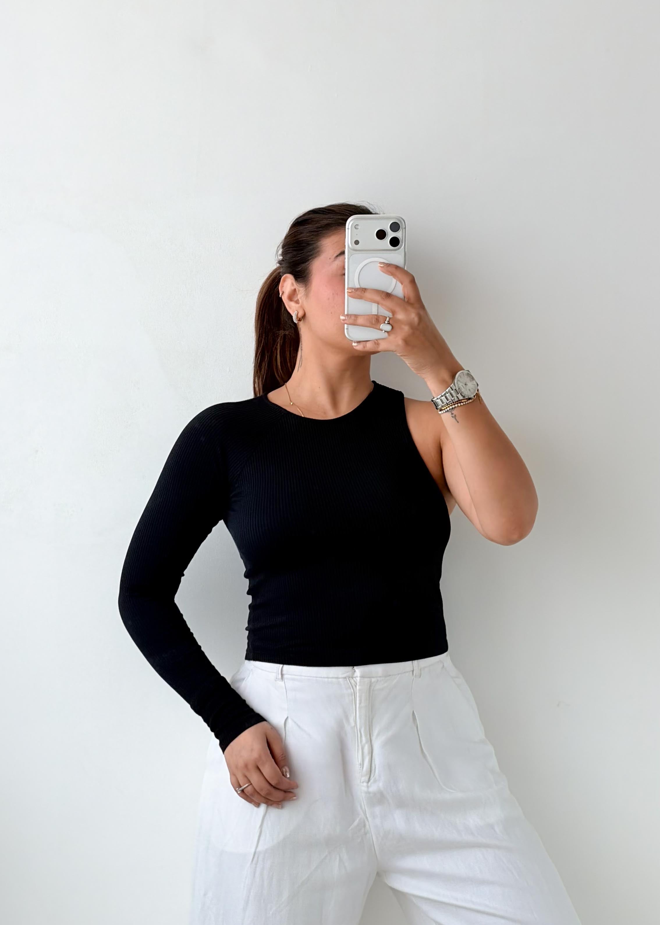 Size S-M Black Asymmetric Sleeve Top