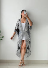 Free Size Black & White Mesh Lace Cover-Up