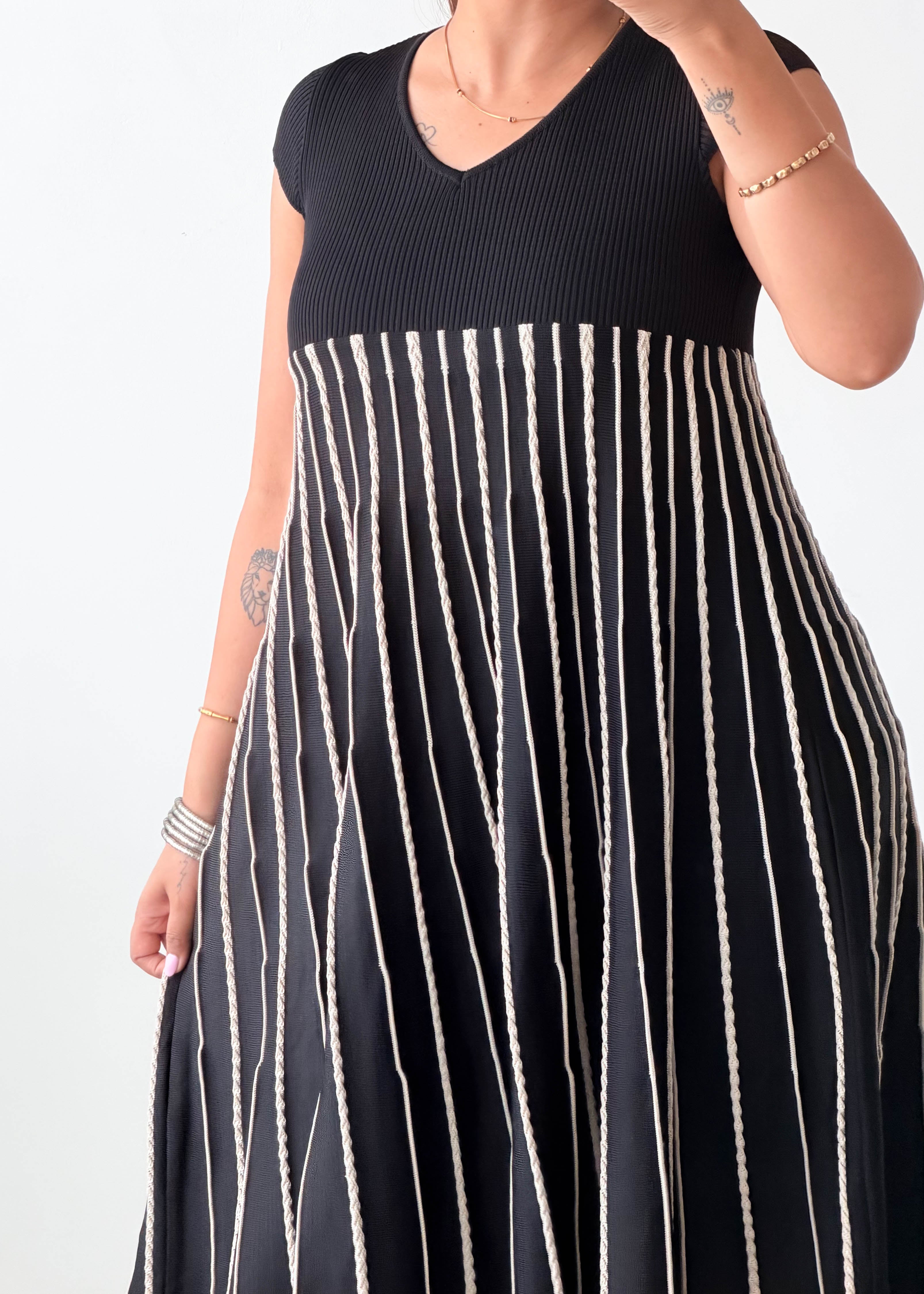 Size S-M Navy Striped Flared Knit Midi Dress