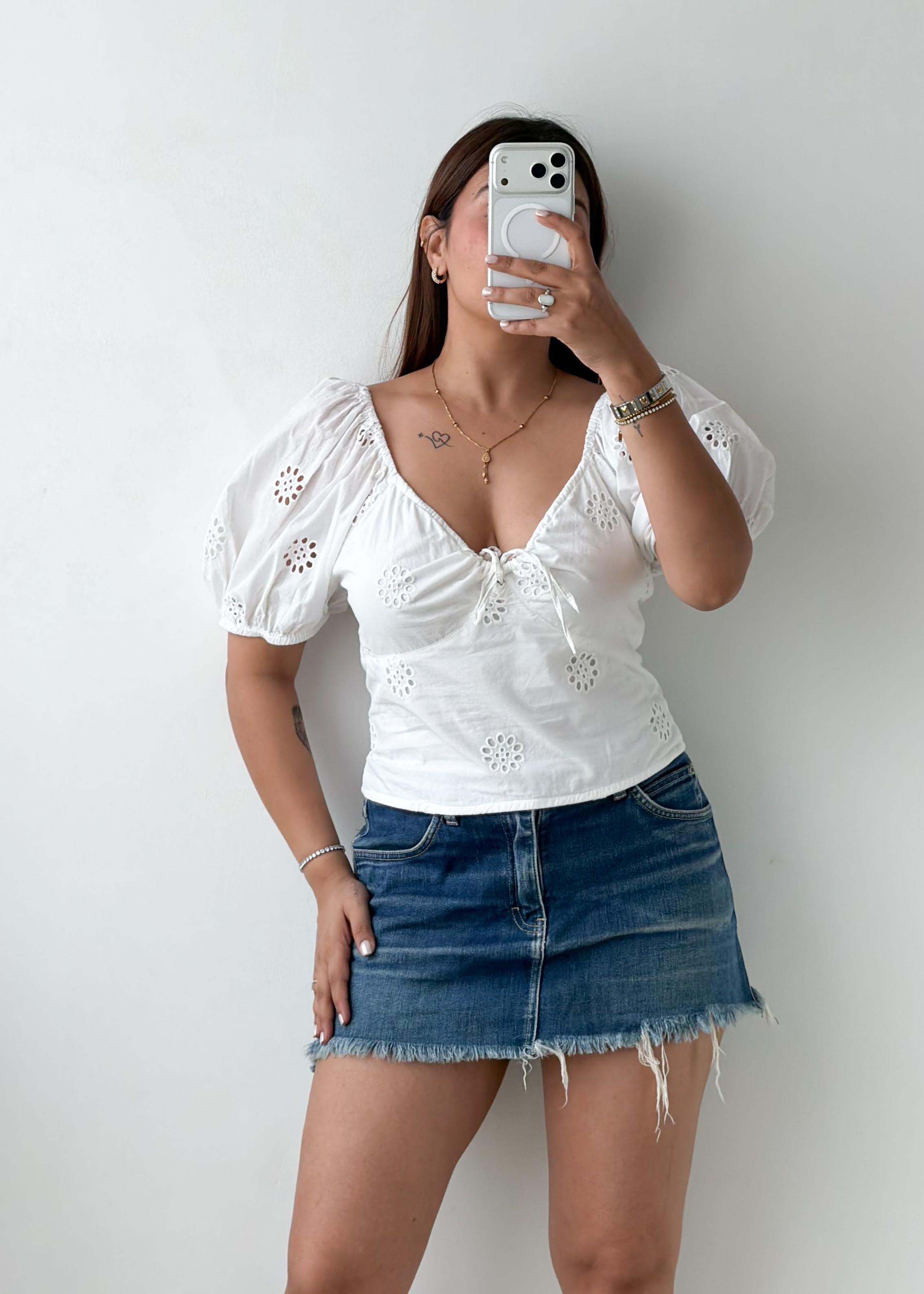 Size M-L White Broderie Puff Sleeve Top