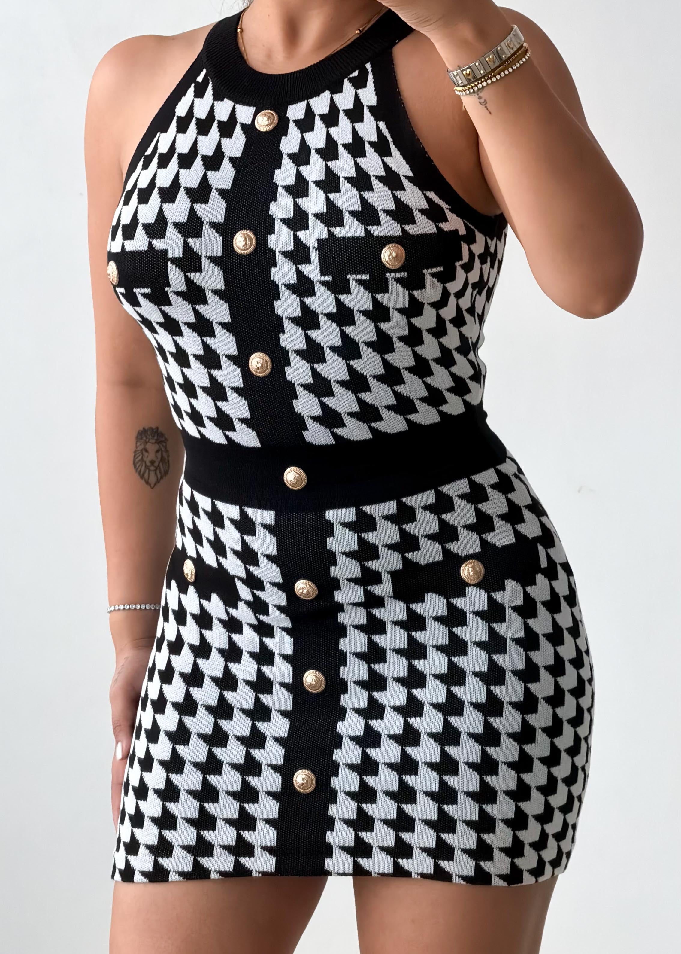Size XS-S Black & White Houndstooth Knit Mini Dress