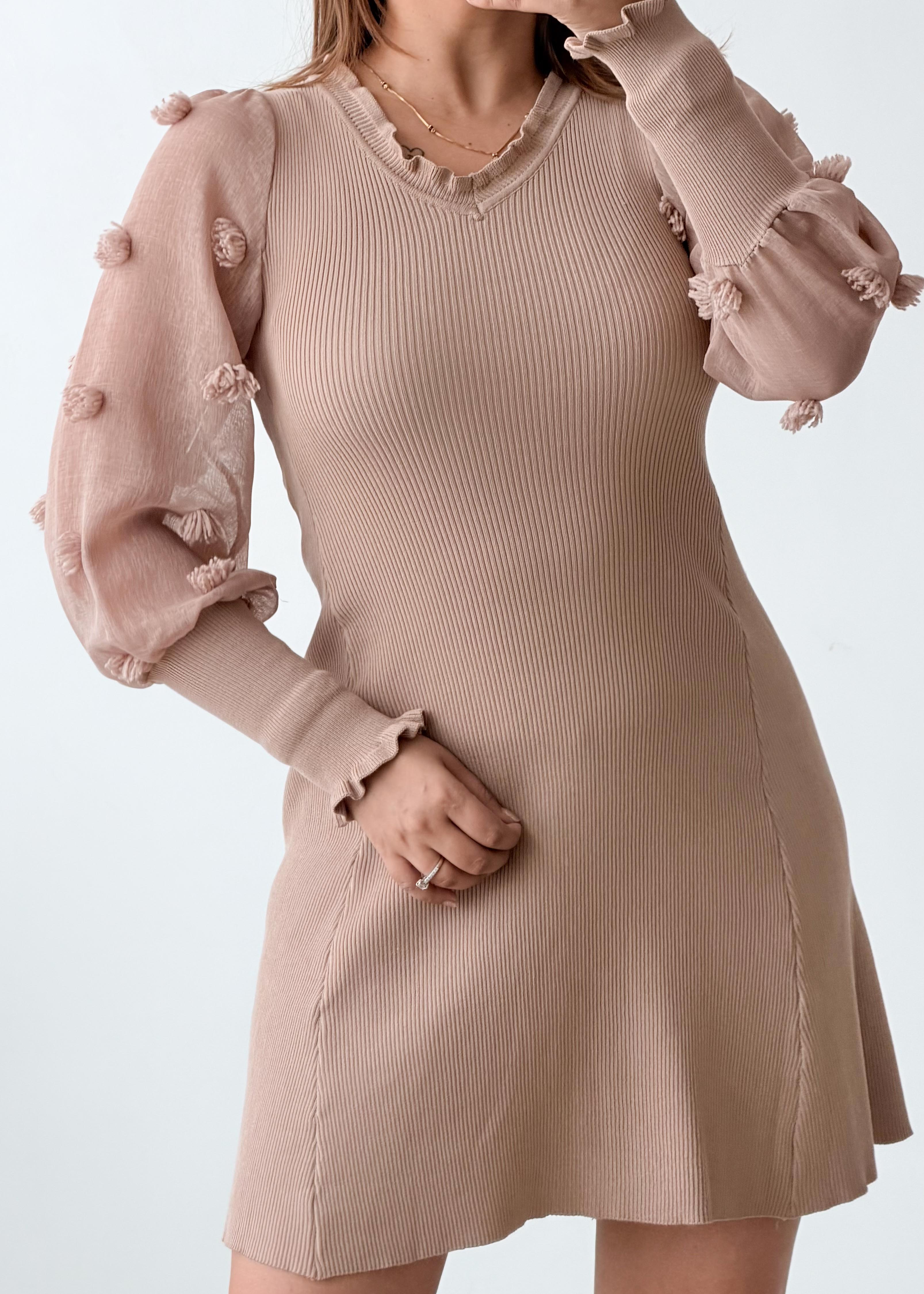 Size M-L Beige Pearl Sleeve Knit Mini Dress