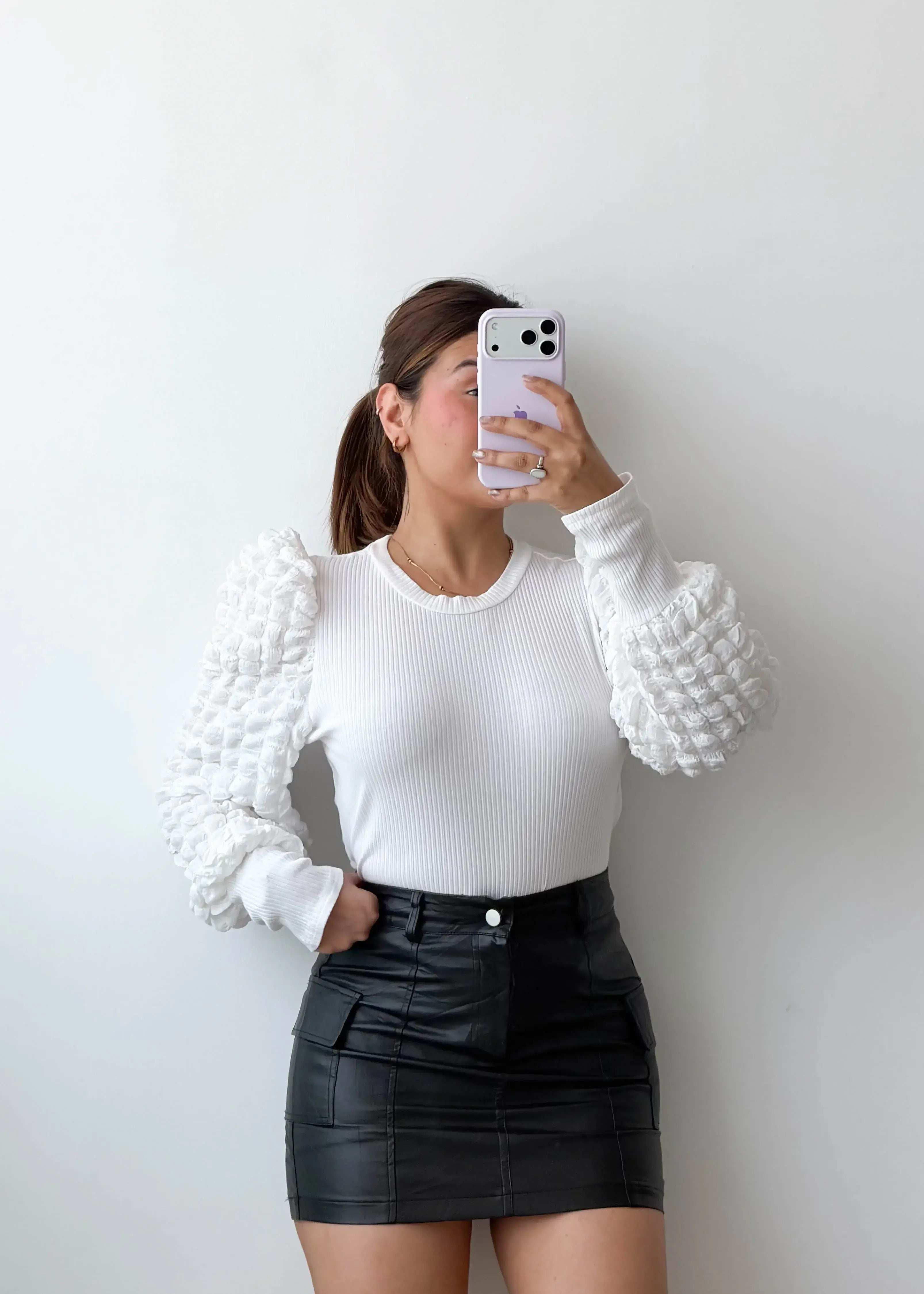 Size M-L White Textured Sleeve Bodysuit