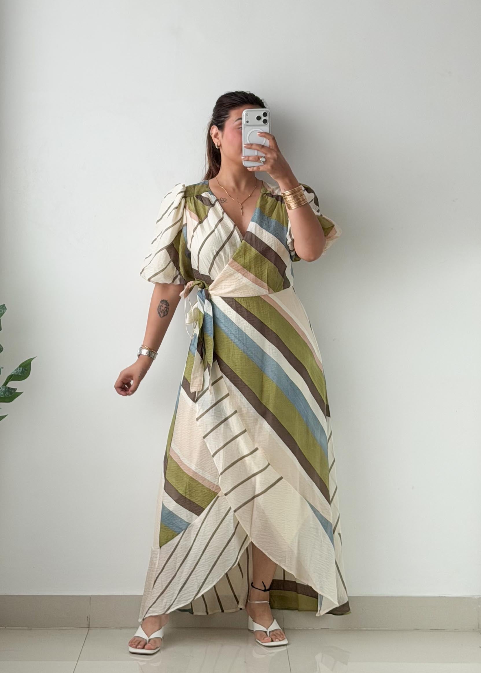 Size M-L Multicolor Stripe Wrap Maxi Dress