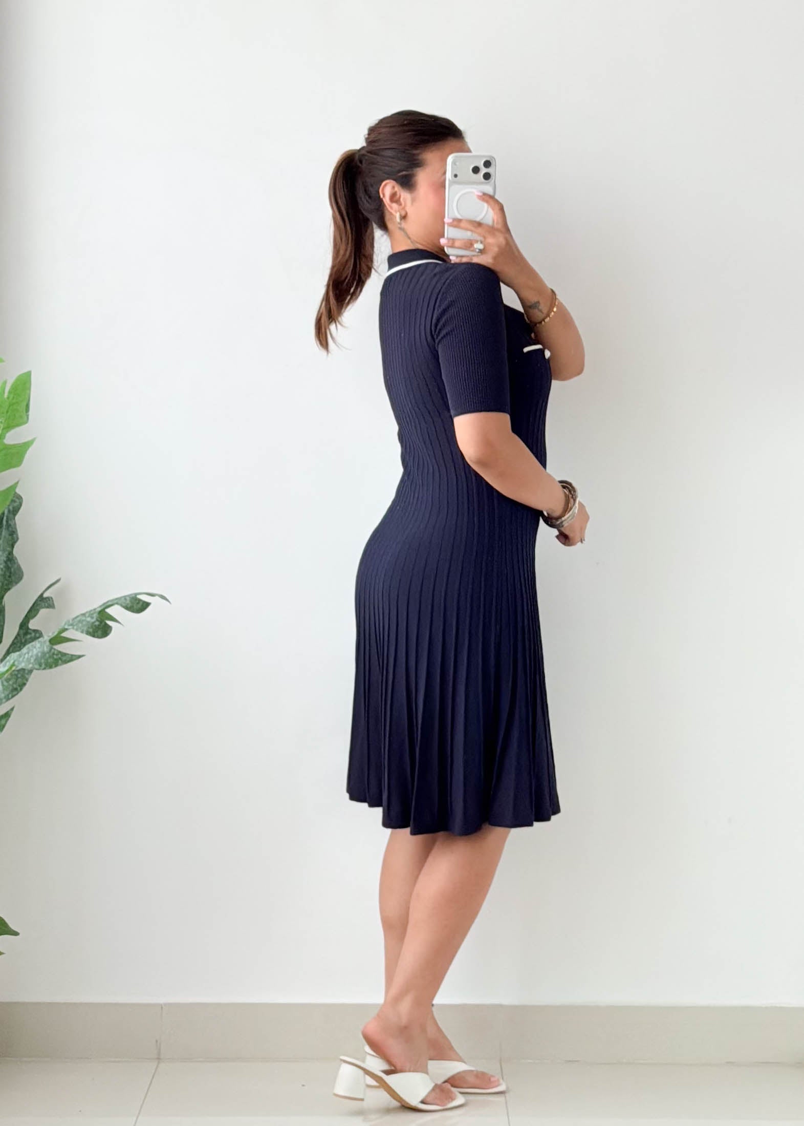Size XS-S Navy Contrast Trim Pleated Knit Midi Dress