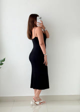 Size M-L Black Ribbed Knit Maxi Dress
