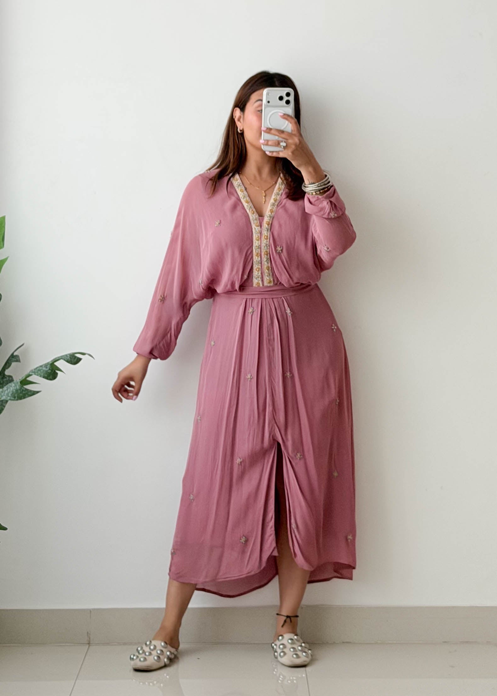 Size S-M Mauve Embroidered Belted Midi Dress